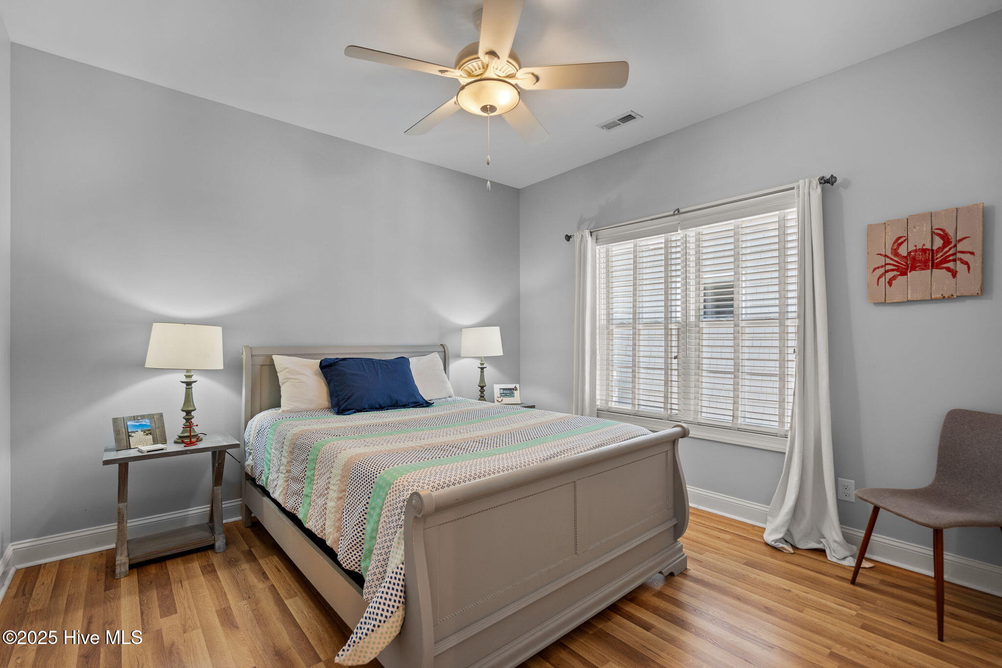 100537497 | Photo 28