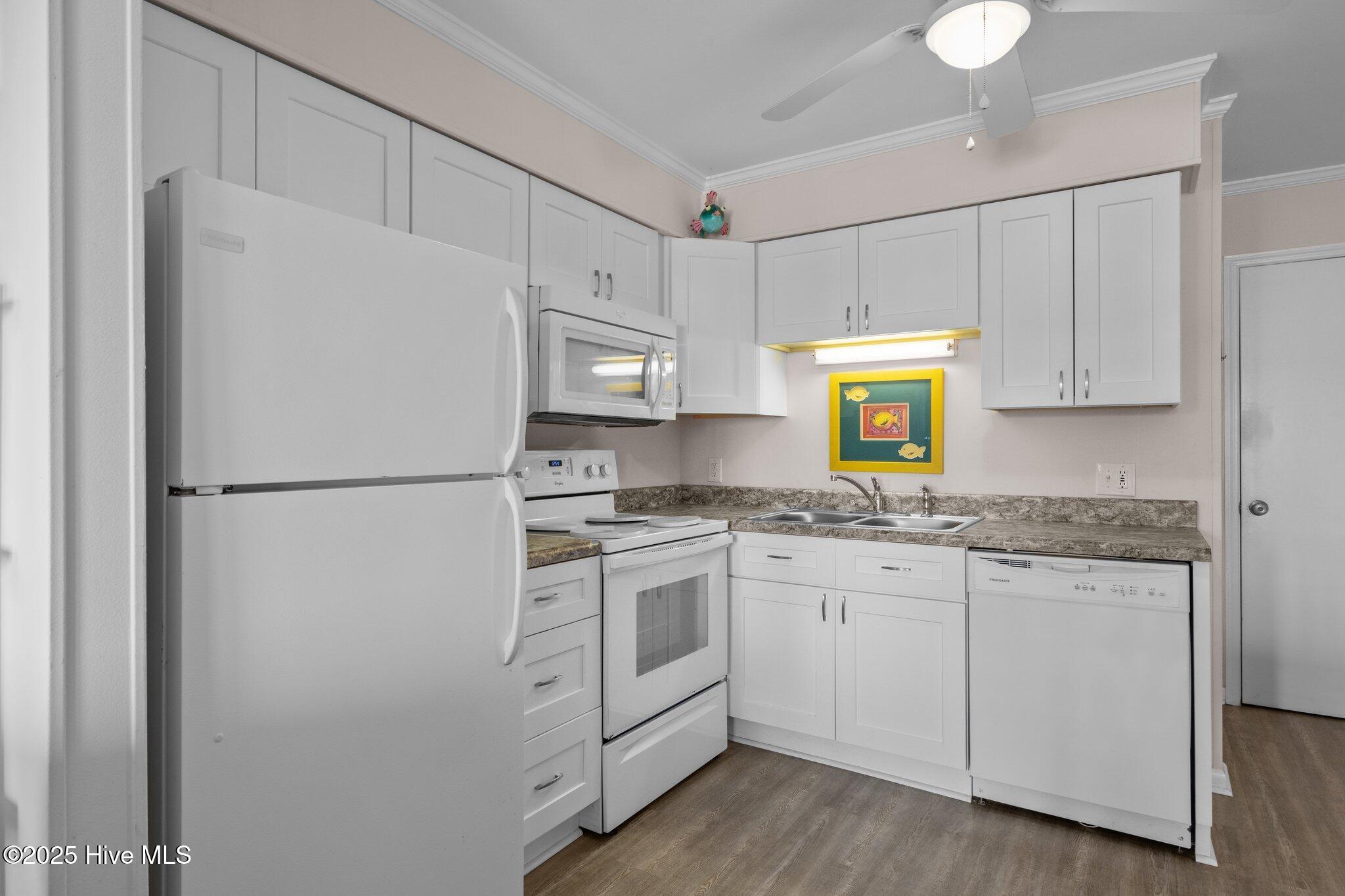 Homes for sale in Atlantic Beach, NC | 2008 E Ft Macon Rd #H9, Atlantic Beach, NC 28512 | MLS# 100500304