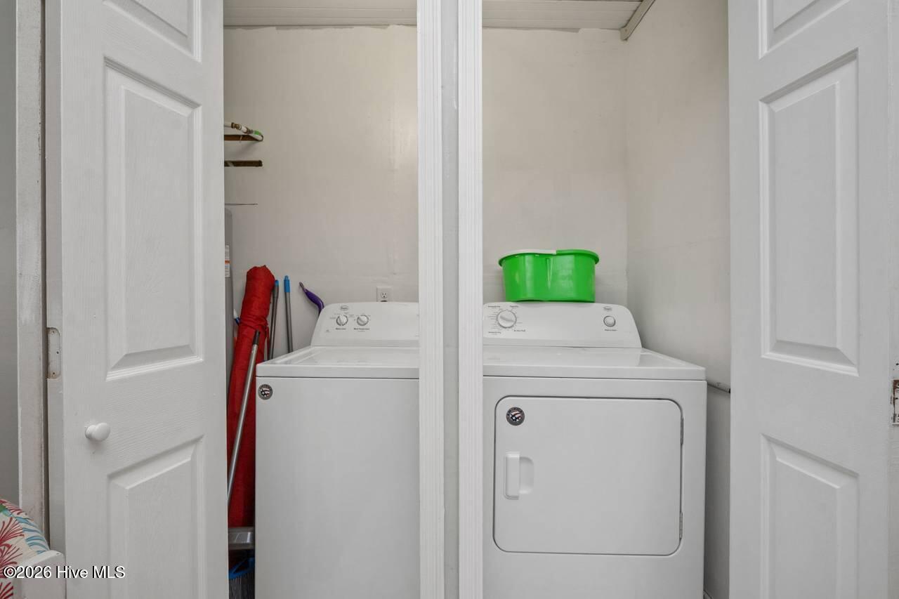 100561729 | Photo 41