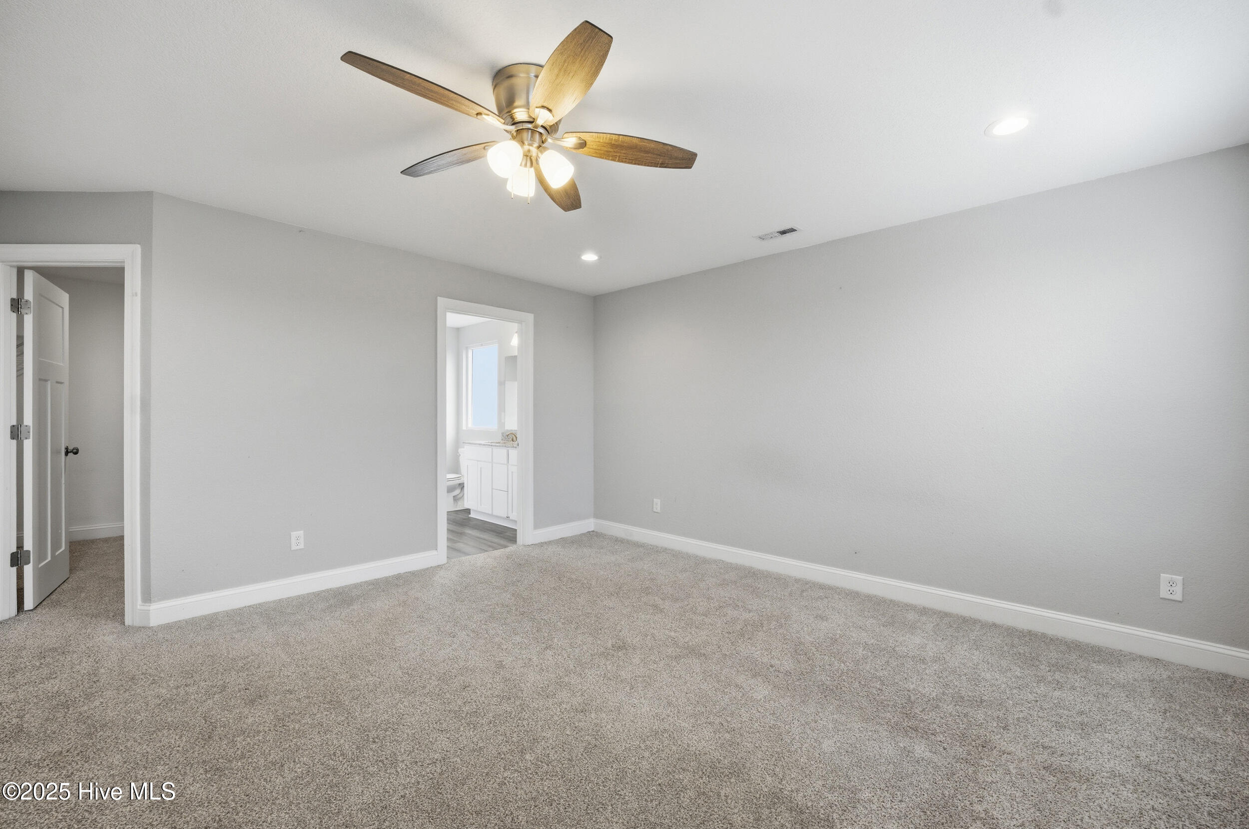 438 N Indiantown Road, Shawboro, NC, 27973