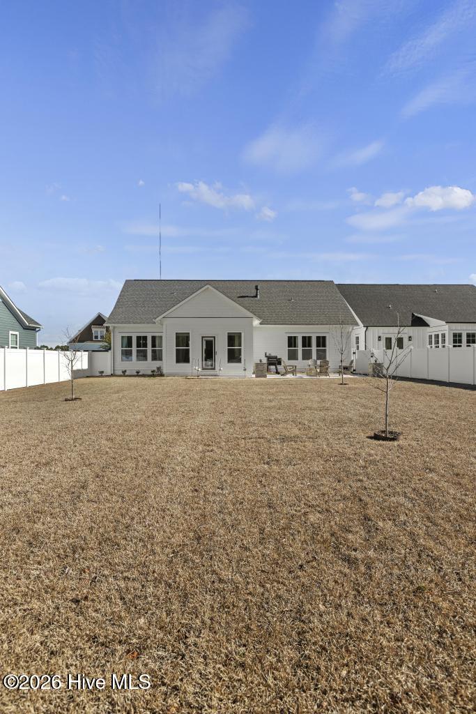 100558898 | Photo 27