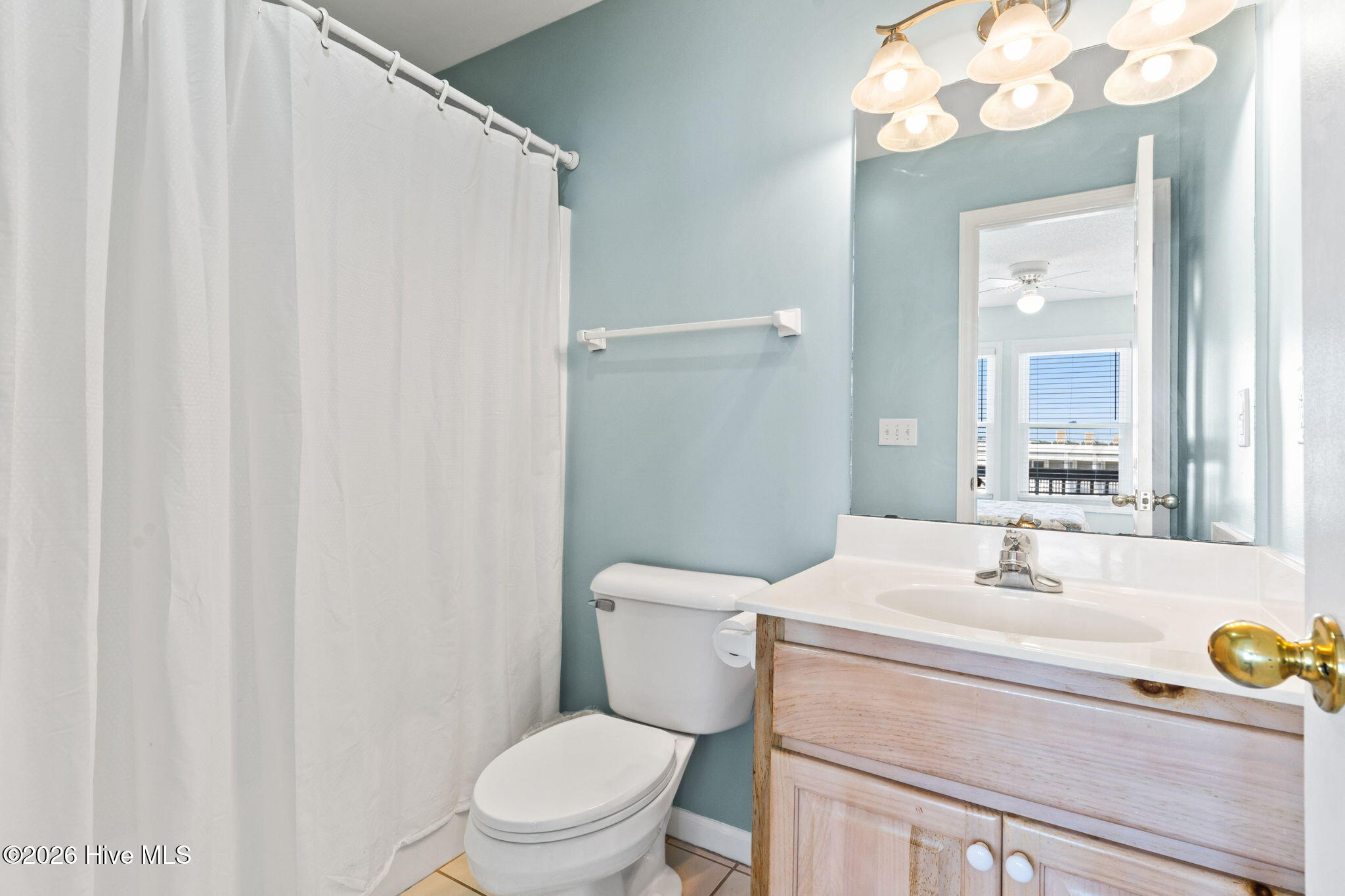 100564917 | Photo 34