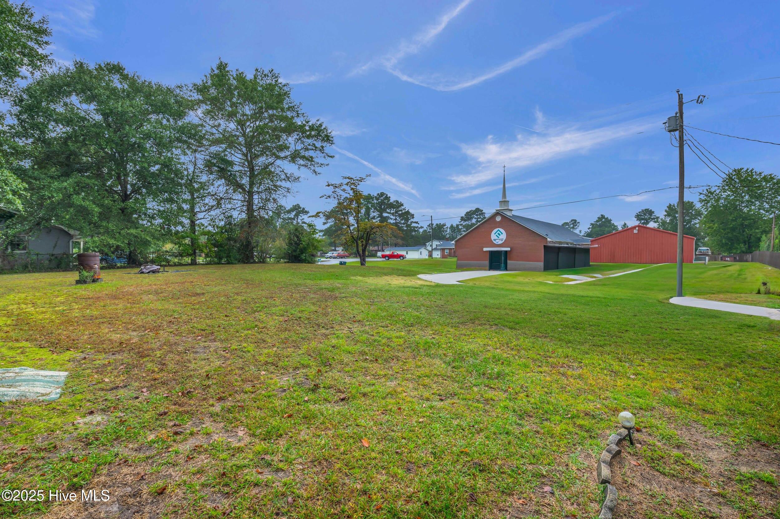 100533688 | Photo 35