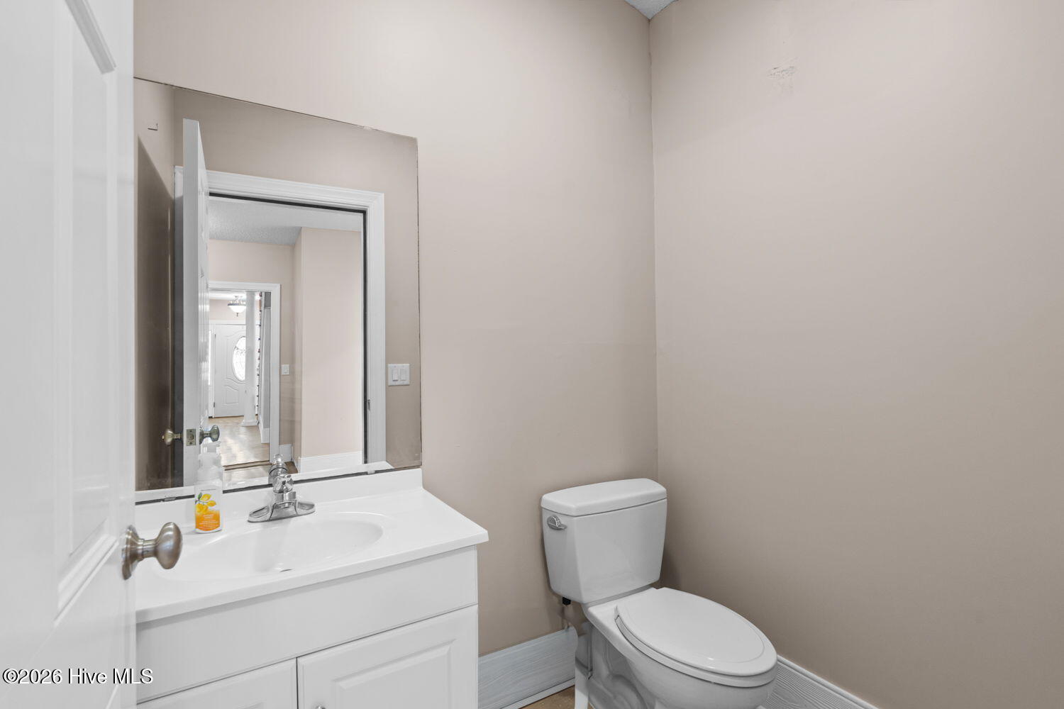 100561673 | Photo 38