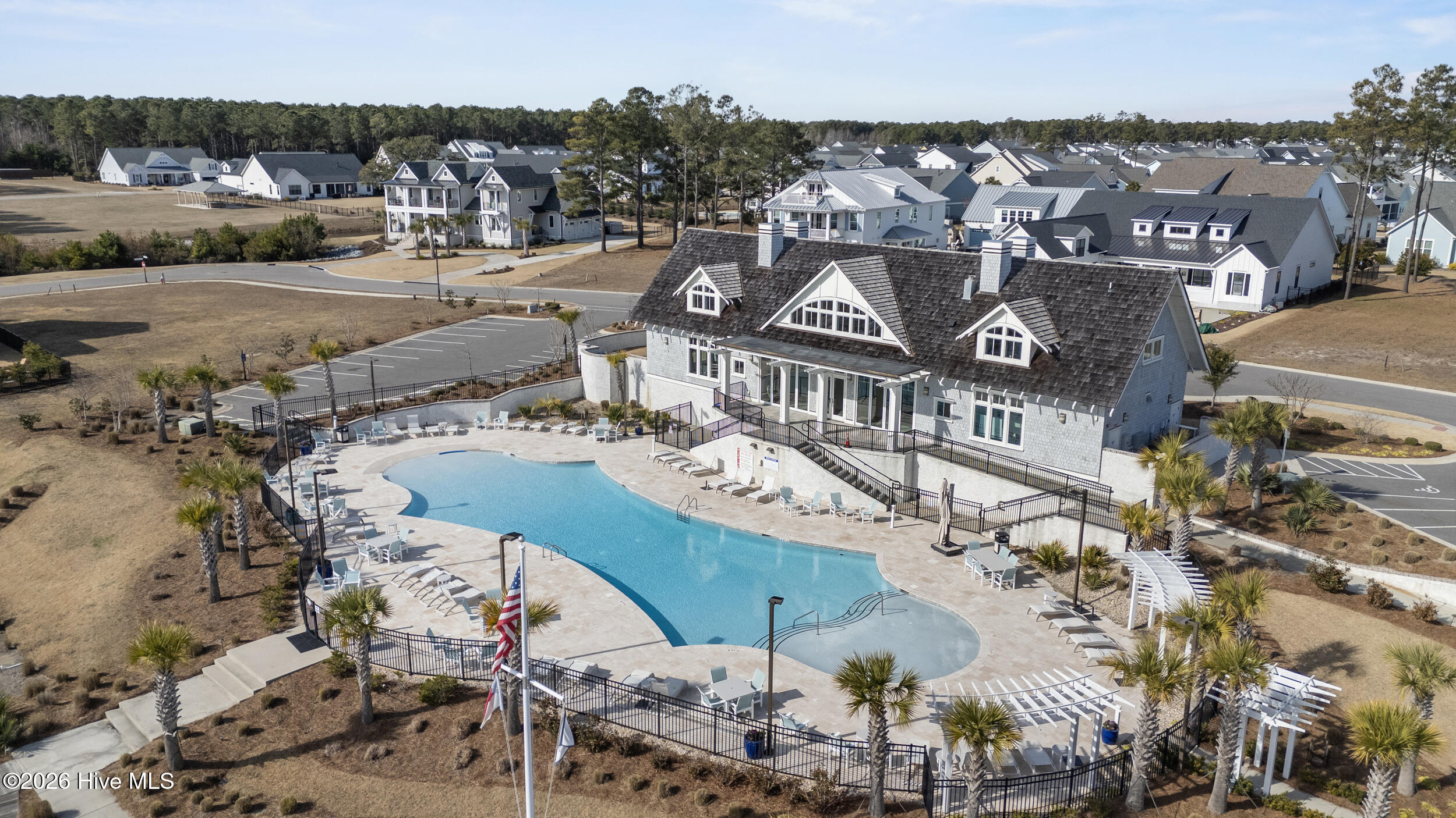 100551268 | Photo 73