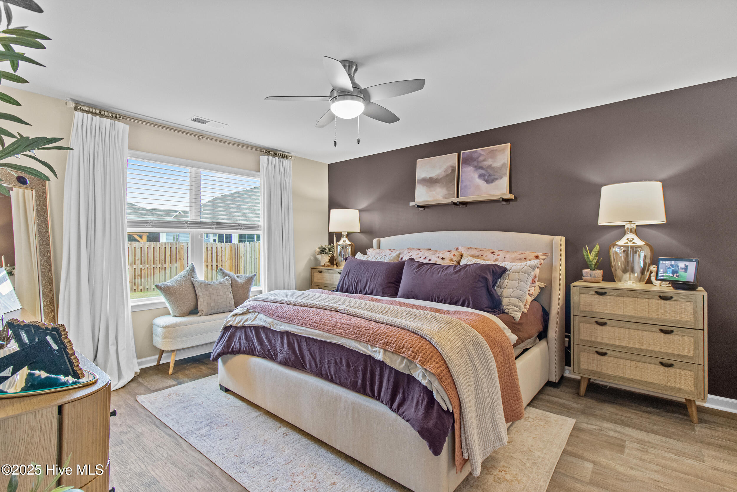 100533883 | Photo 17