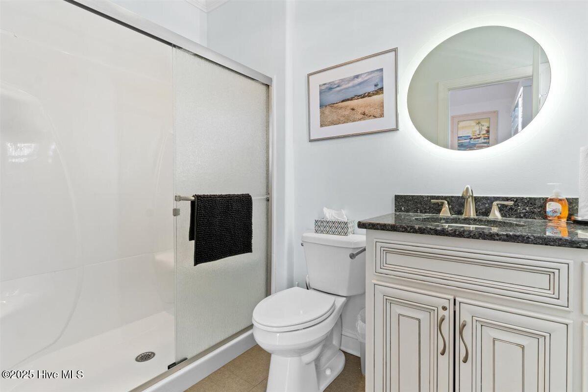 100538364 | Photo 49