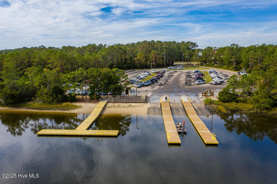 100550184 | Photo 65