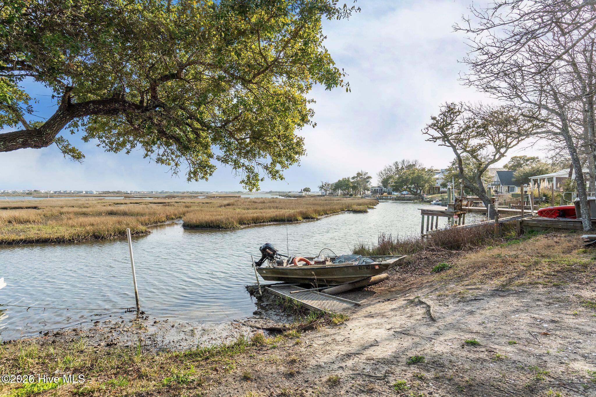 100560108 | Photo 21