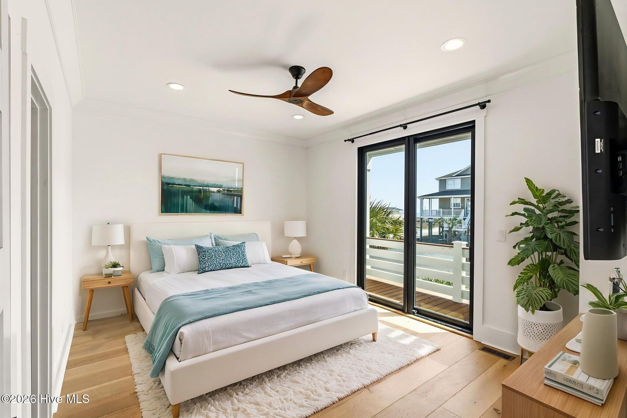 100557252 | Photo 26