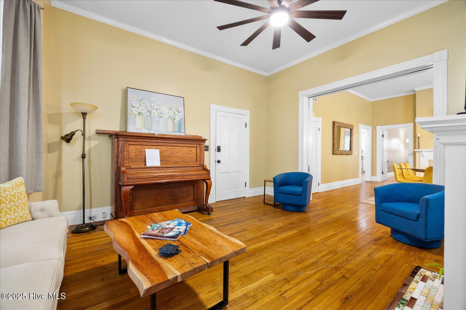 100538271 | Photo 27