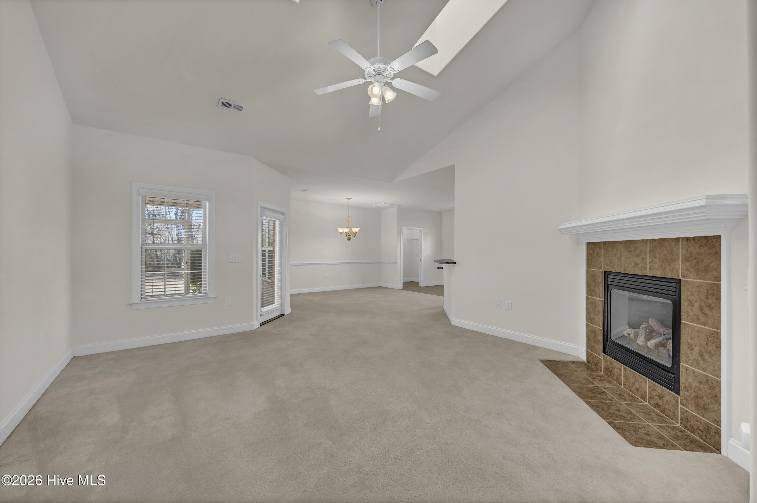 100549247 | Photo 20