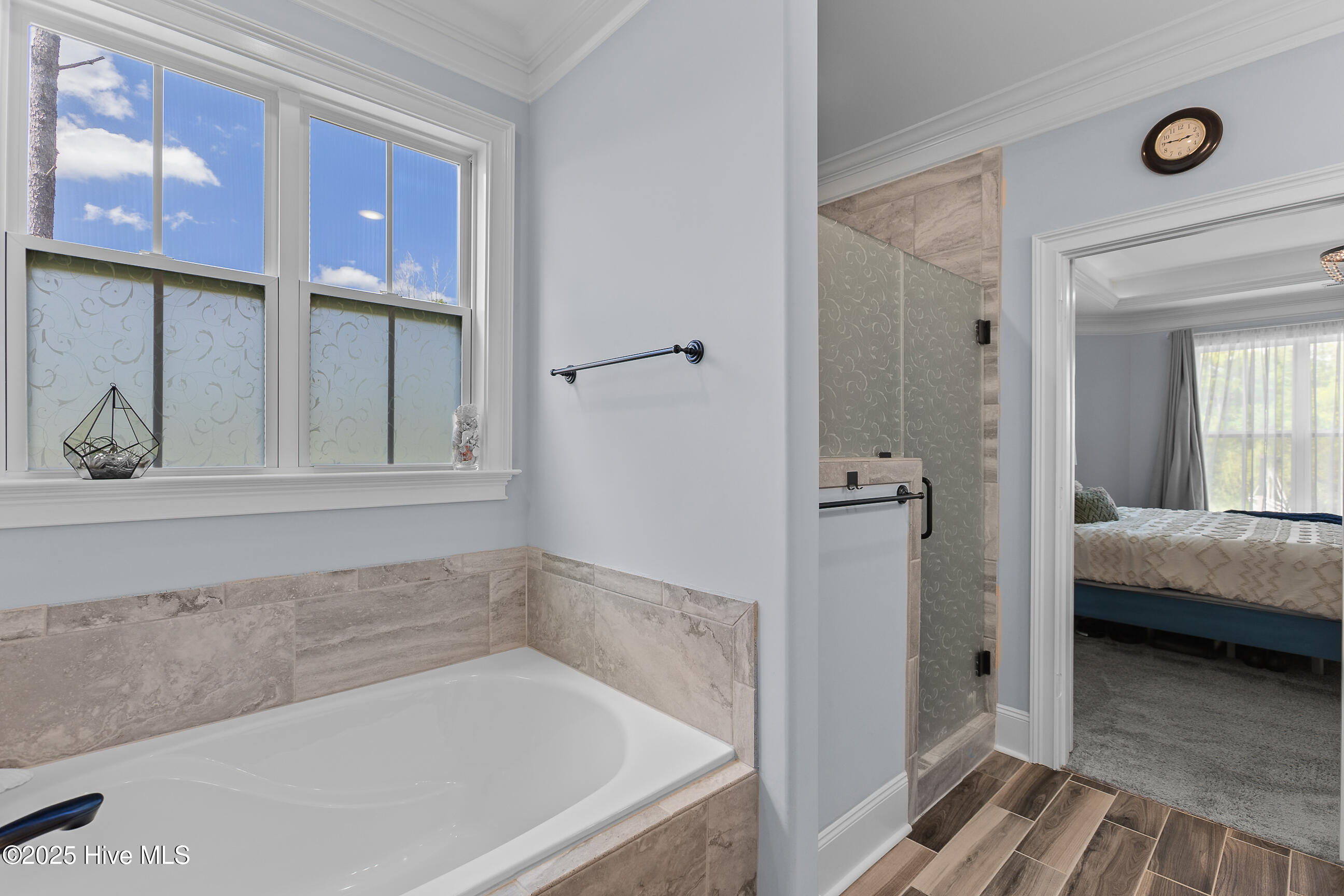 100536190 | Photo 20