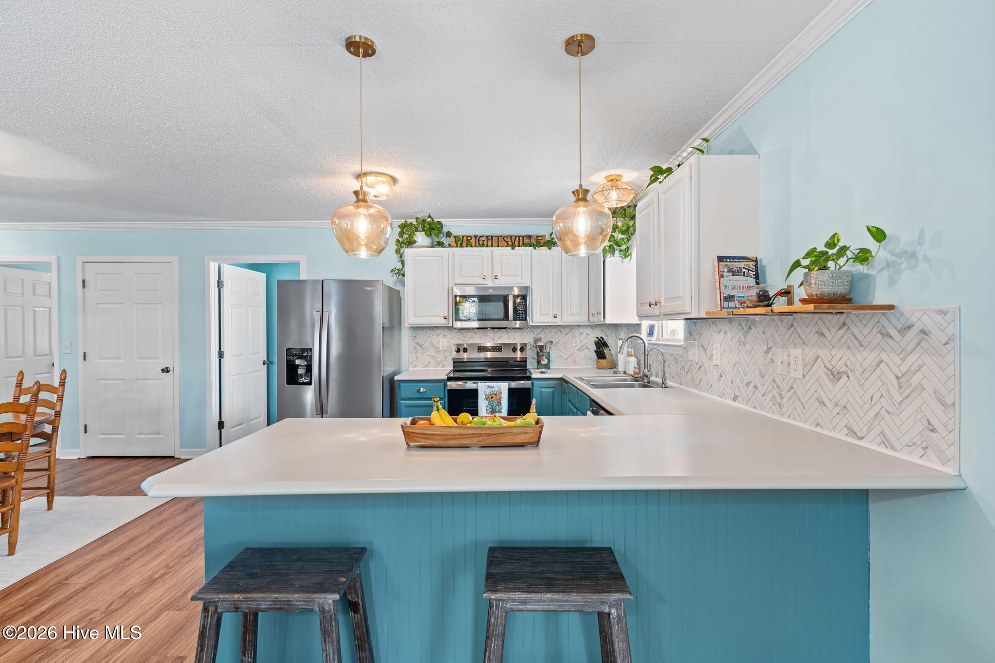 100557804 | Photo 31