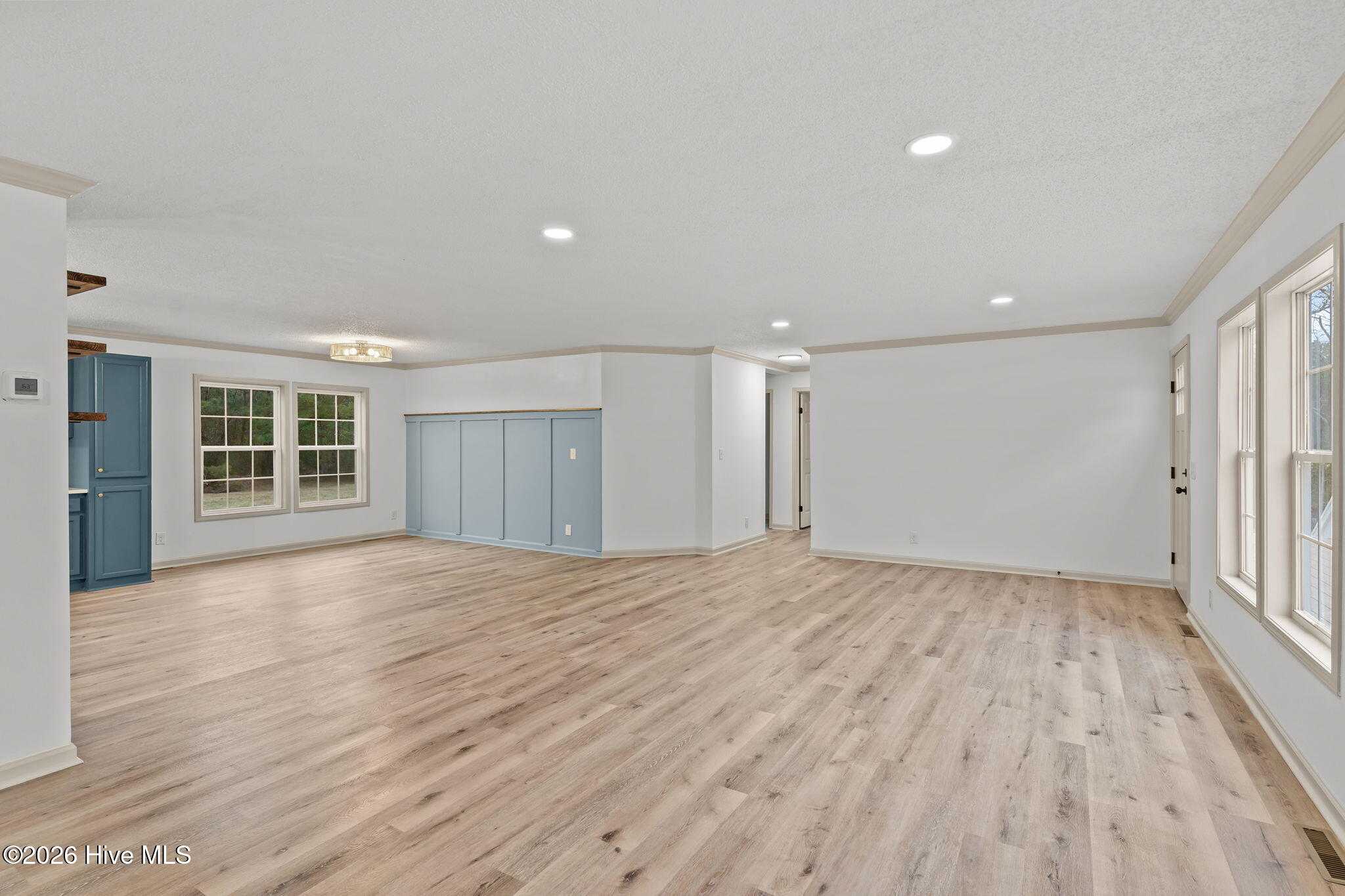 100557203 | Photo 12