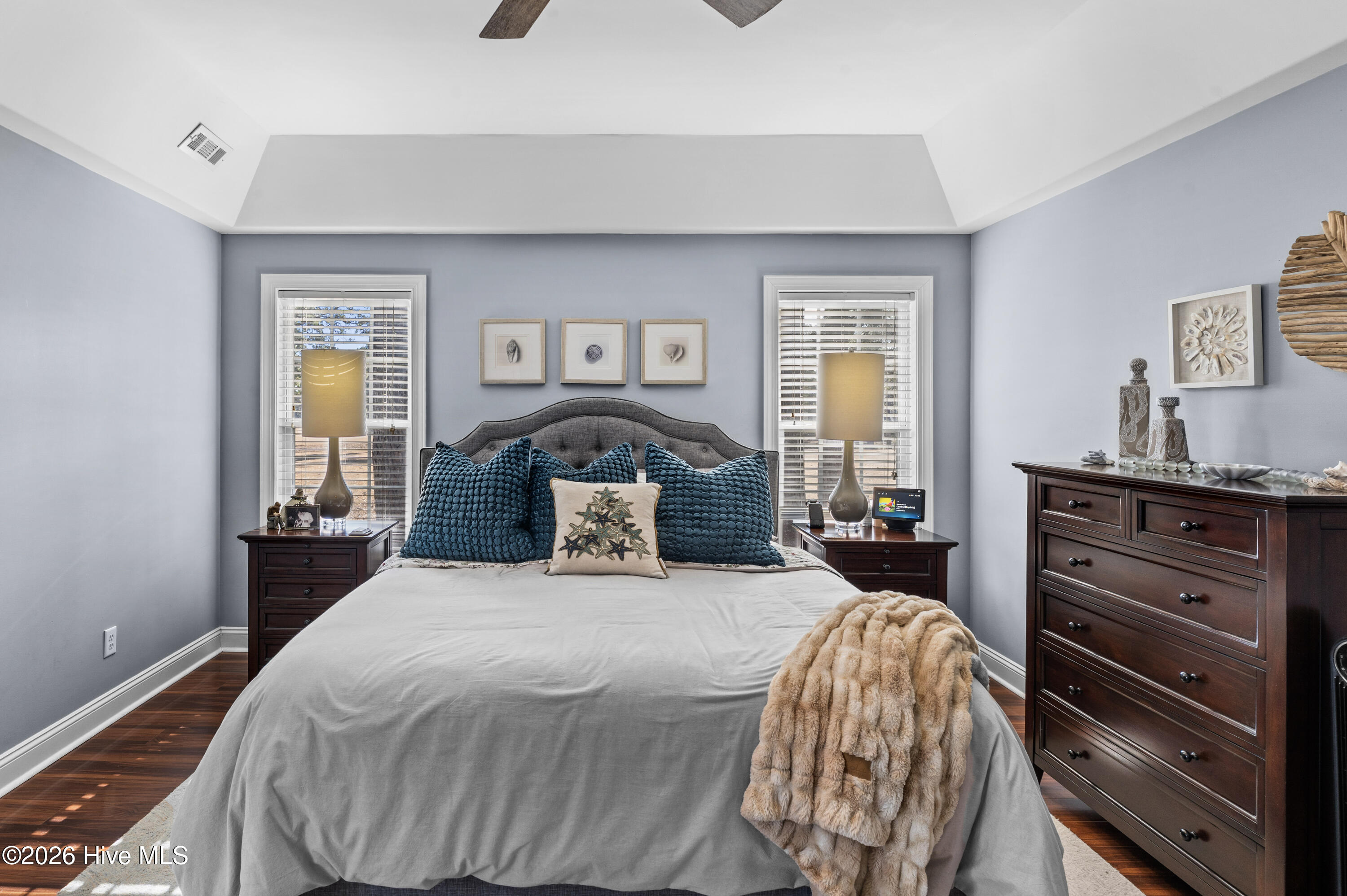 100550440 | Photo 35