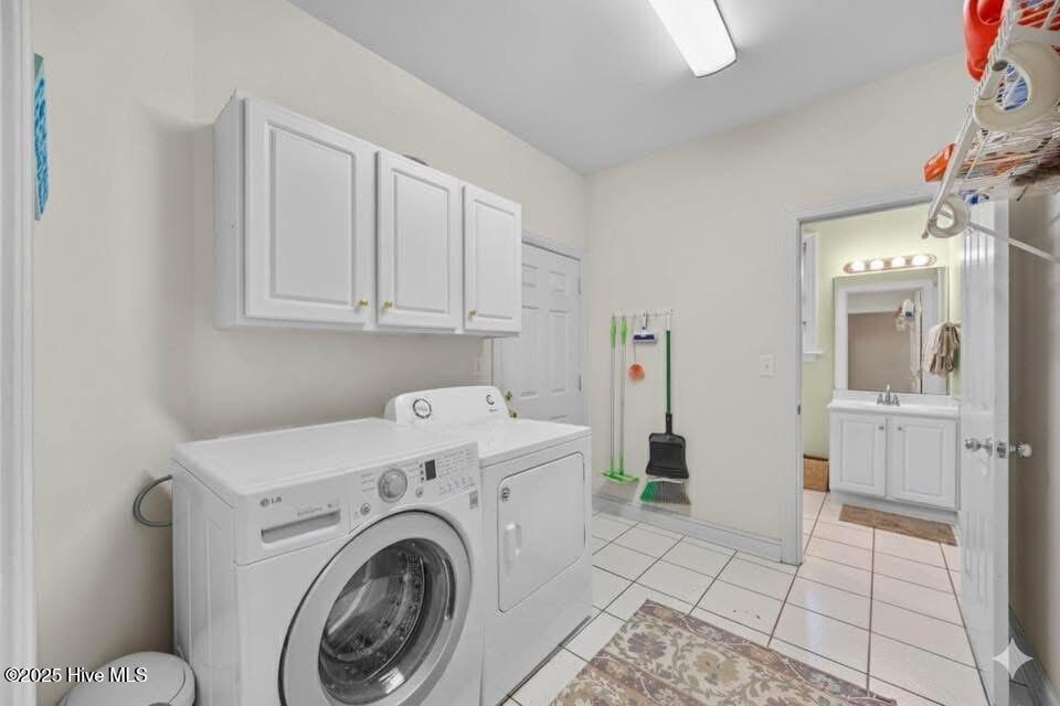 100543890 | Photo 32