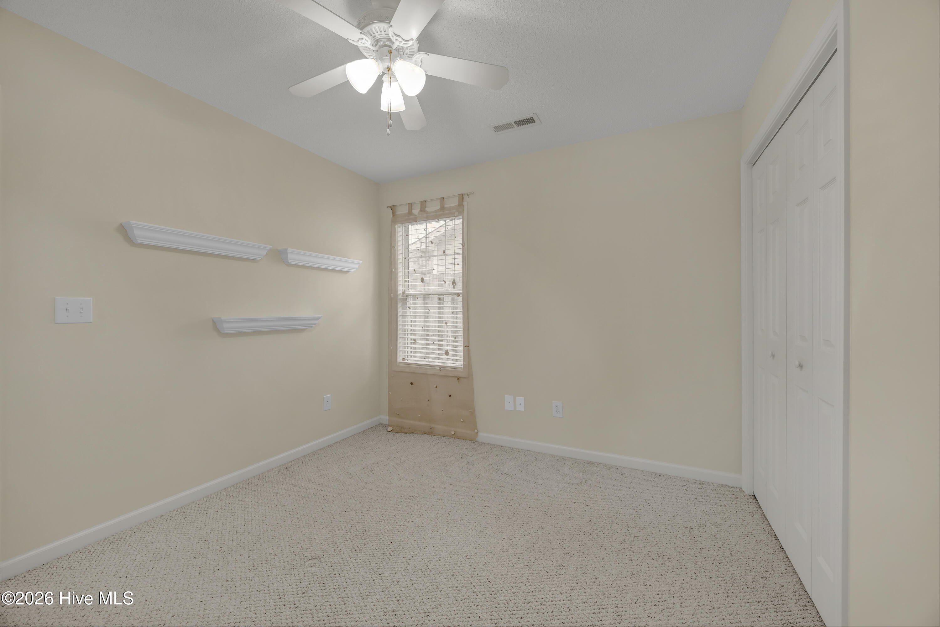 100557112 | Photo 16