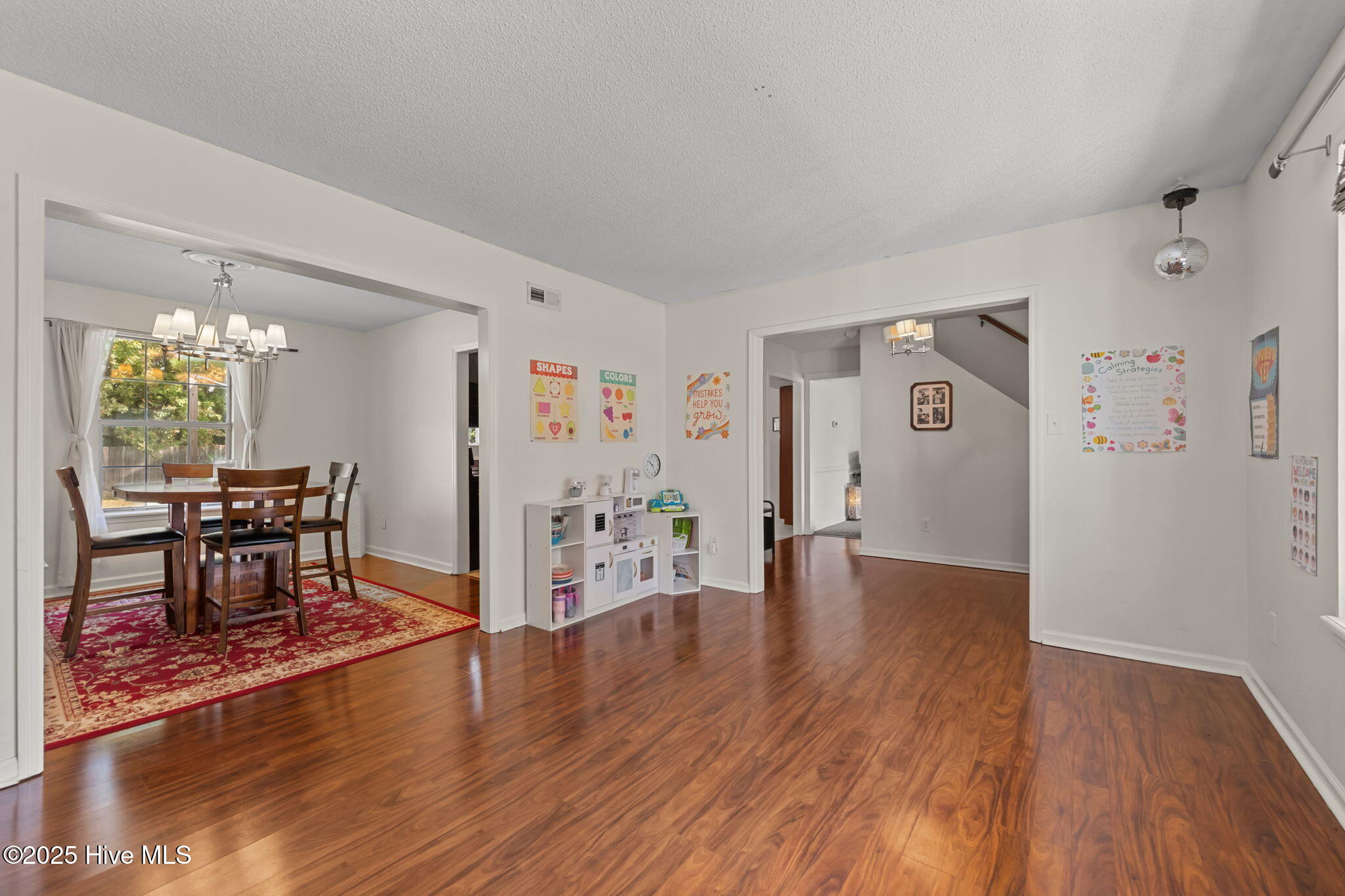 100539001 | Photo 10