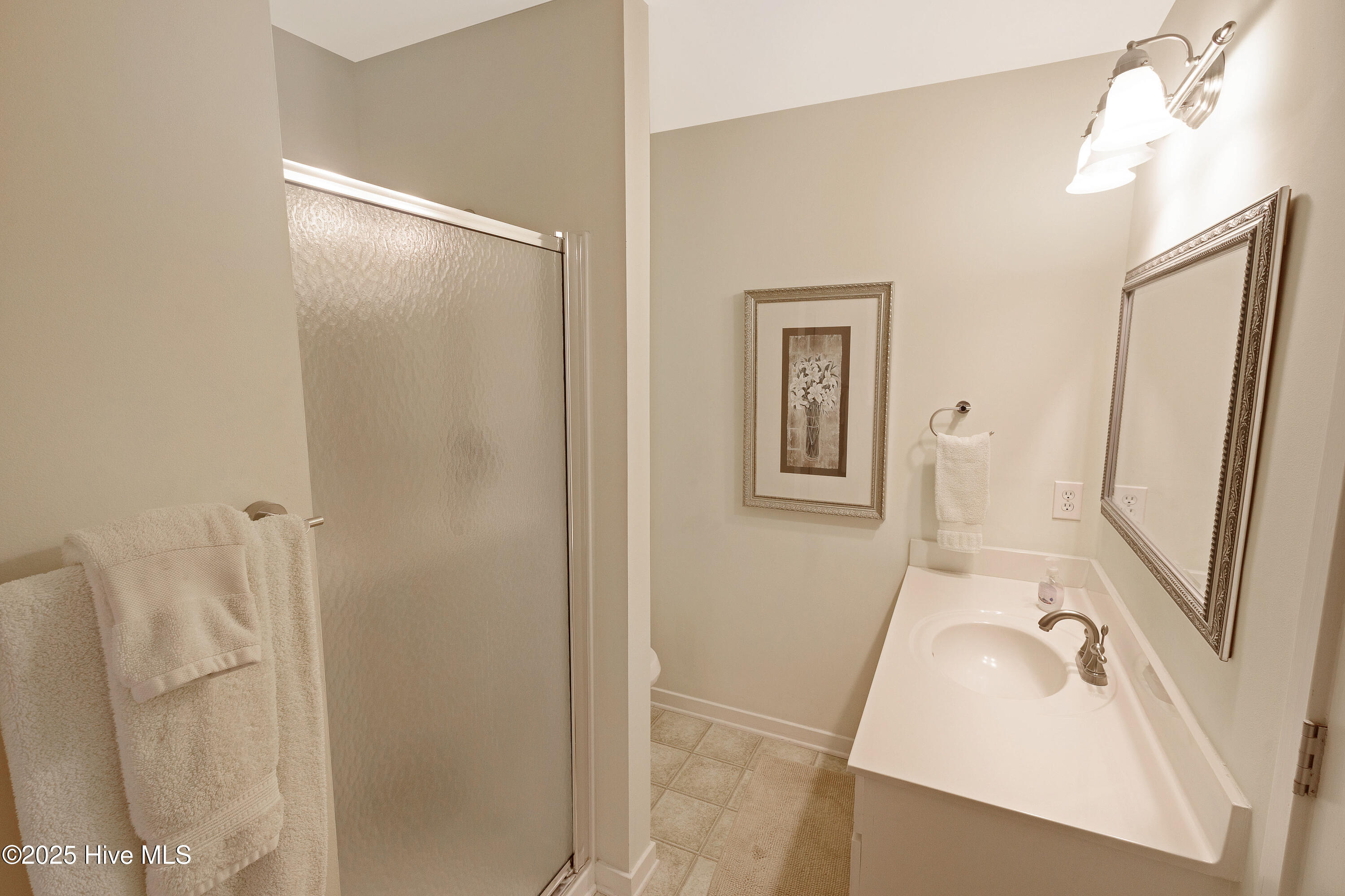 100547069 | Photo 12