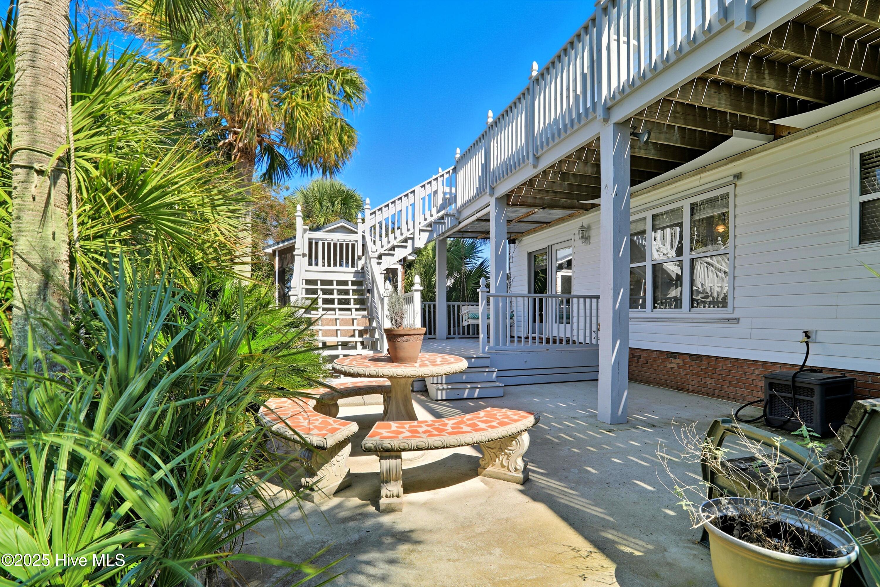 100532485 | Photo 39