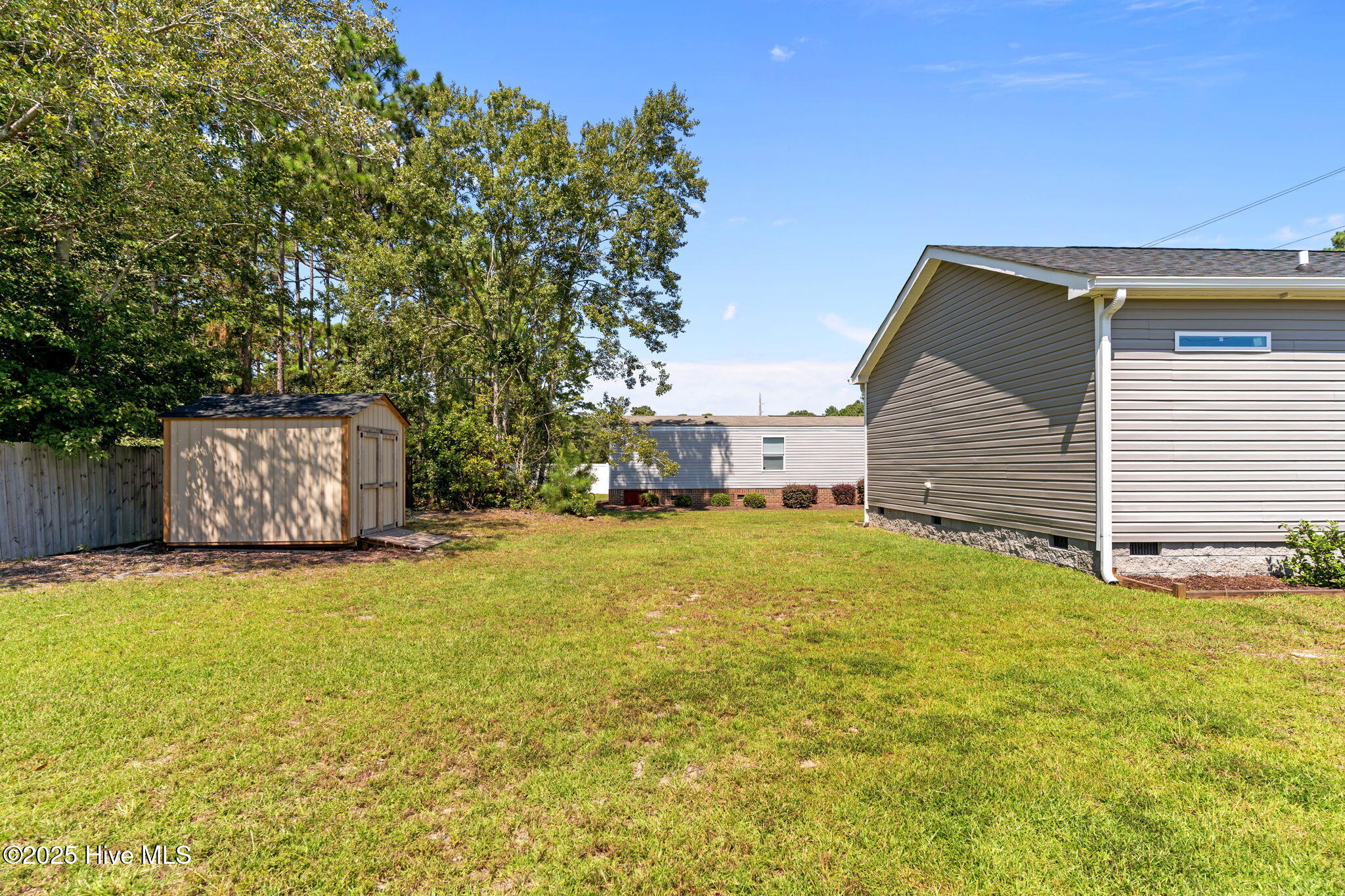 100529726 | Photo 42