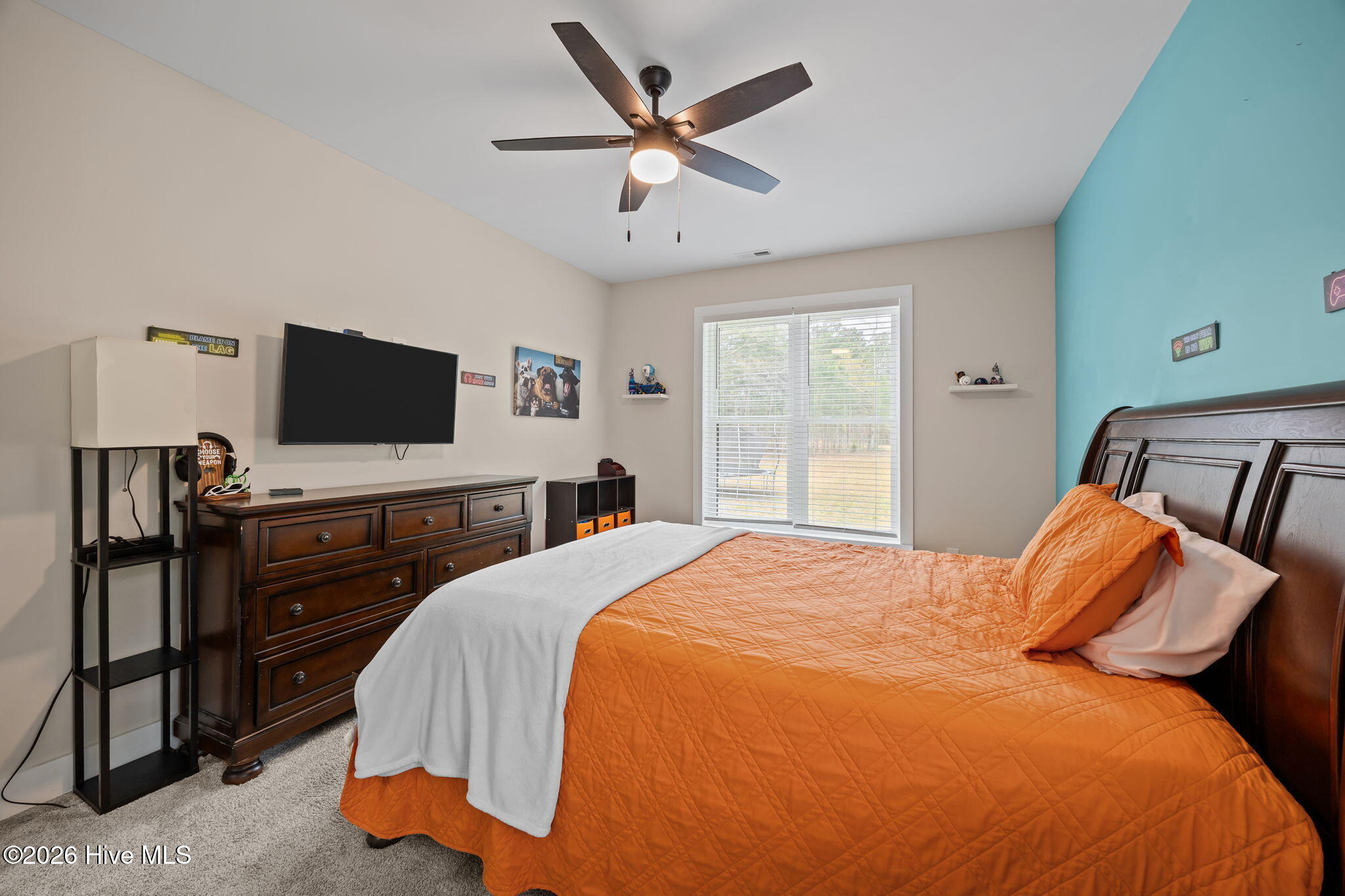 100563547 | Photo 46