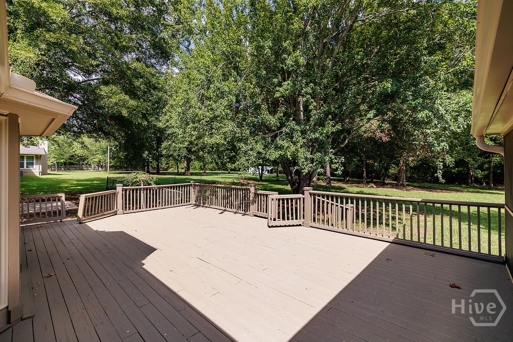 1035 Whit Davis Road