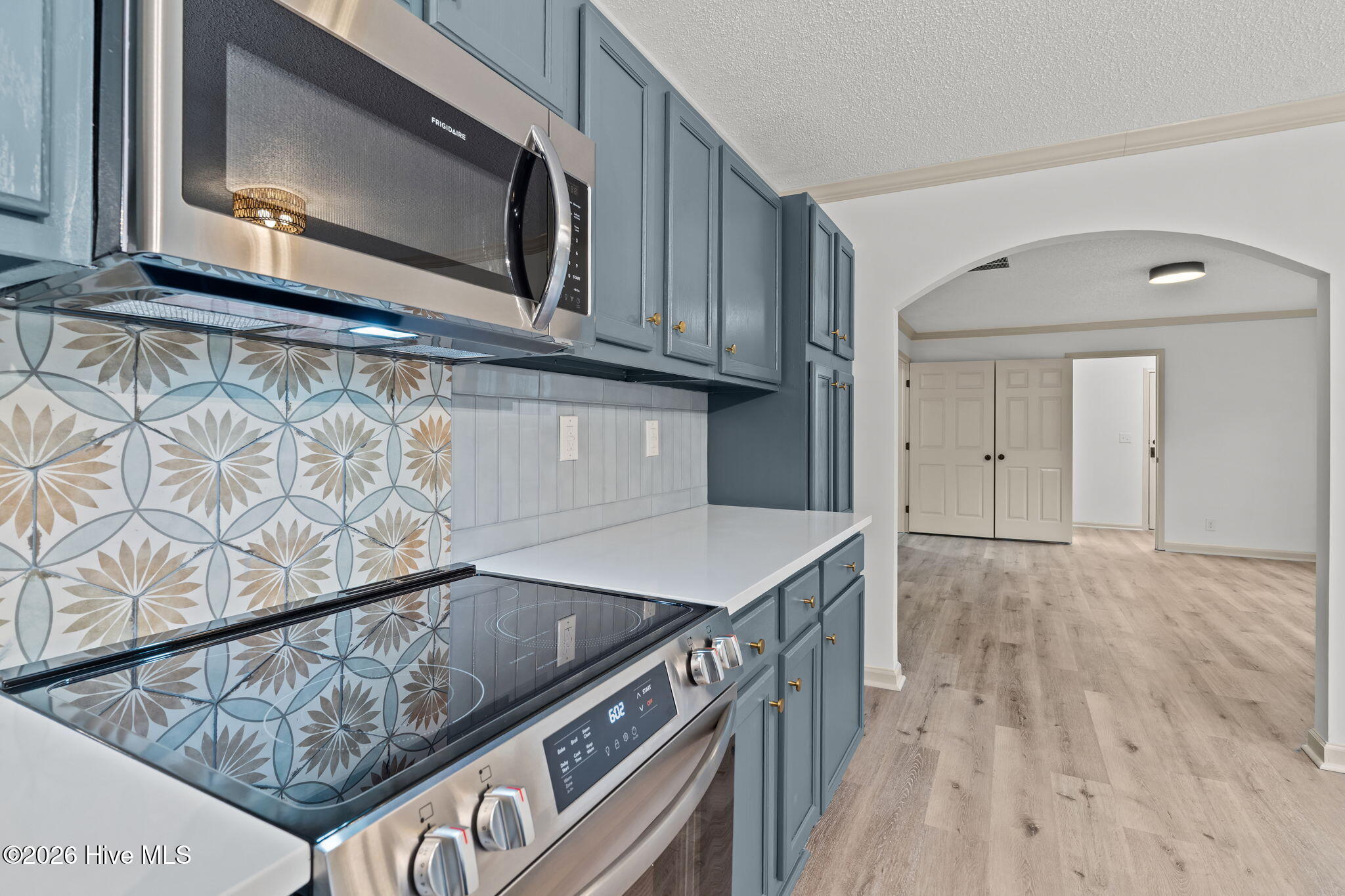 100557203 | Photo 19