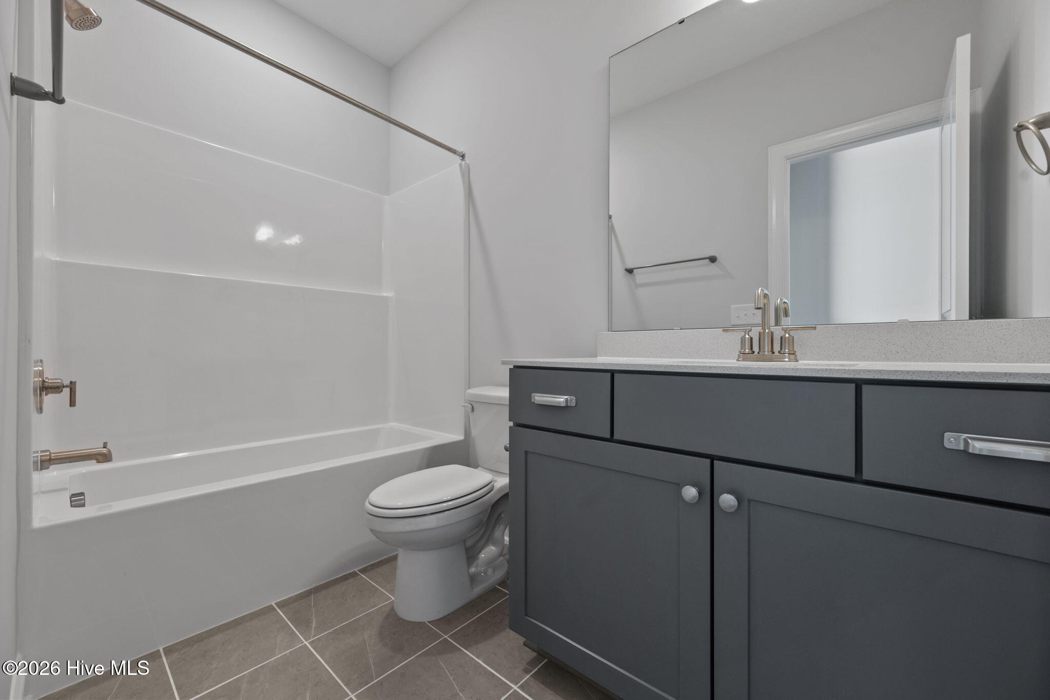 100566681 | Photo 32