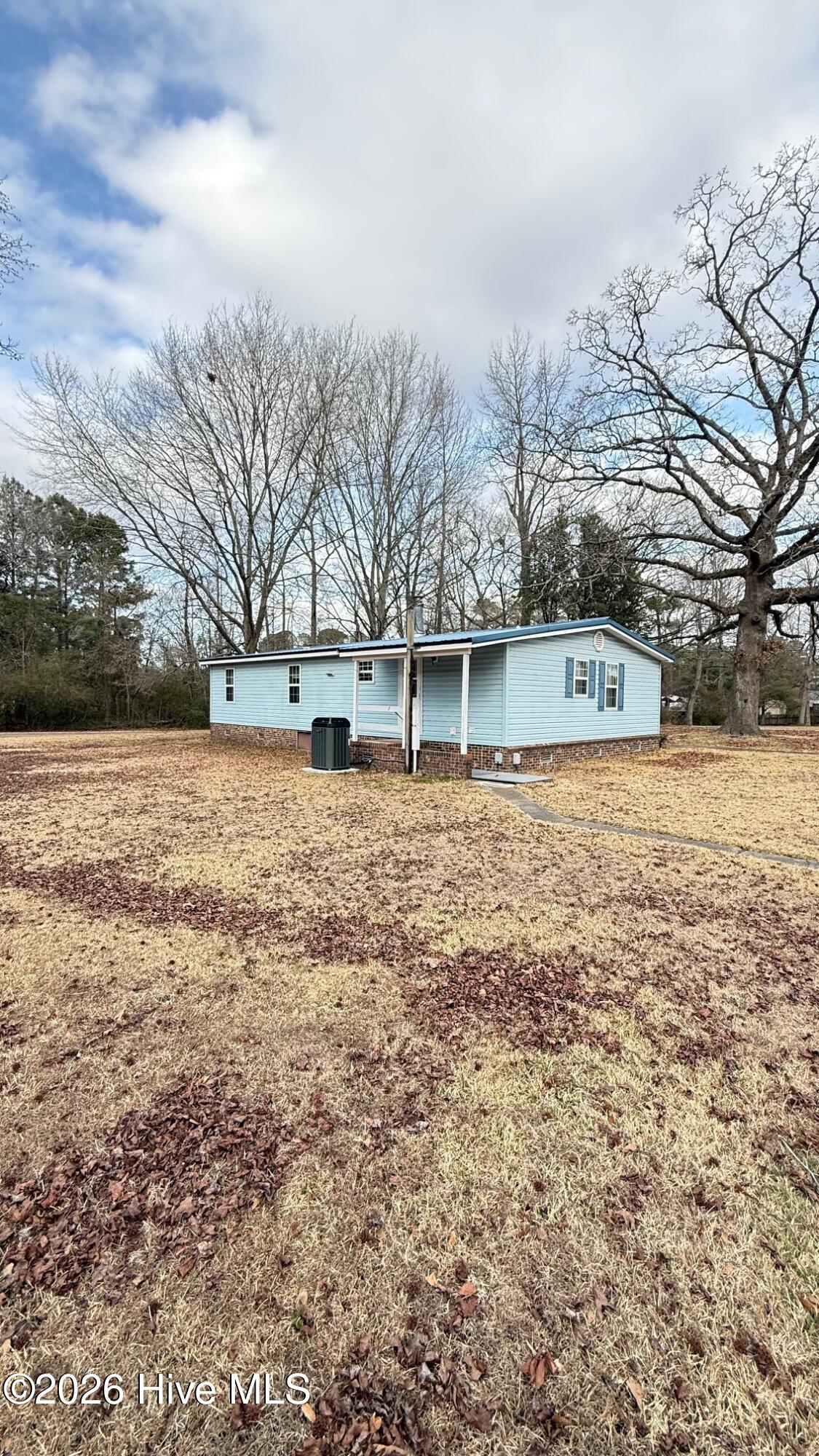 100551820 | Photo 27