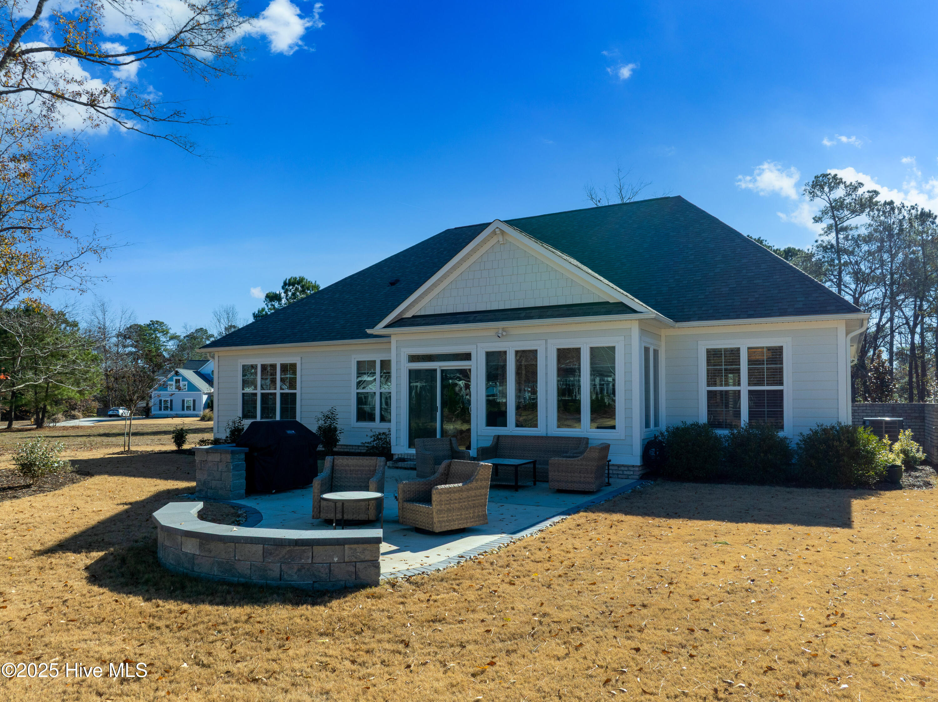 100545902 | Photo 16