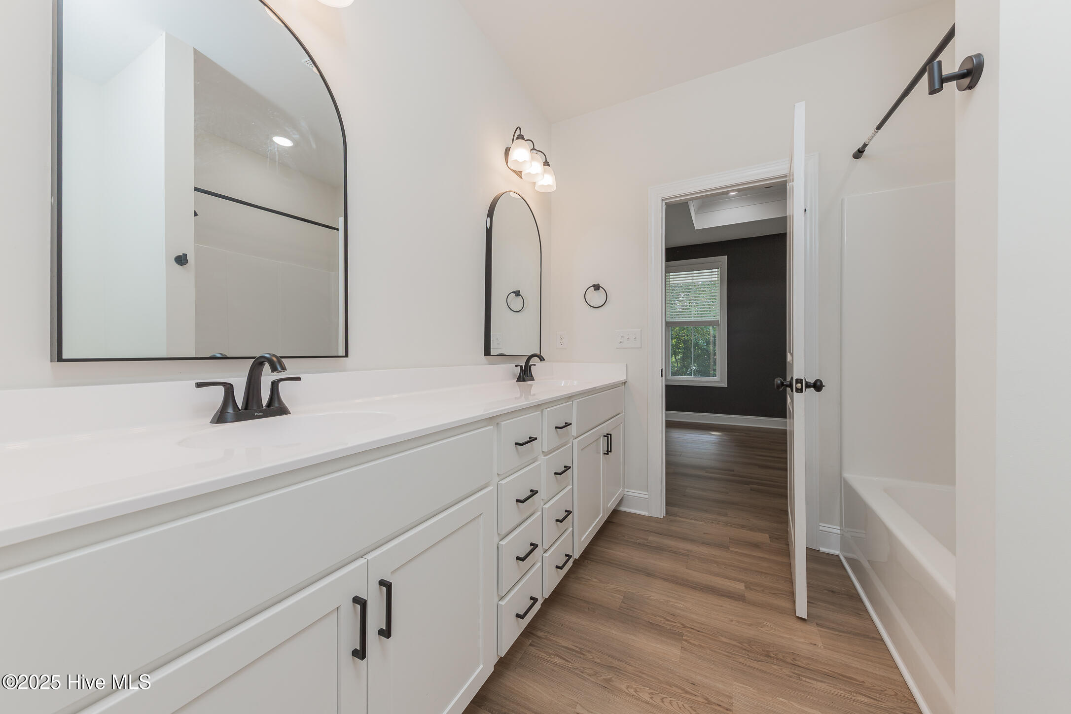 111 Hampton Court, Jacksonville, NC 28546 Listing Photo  24
