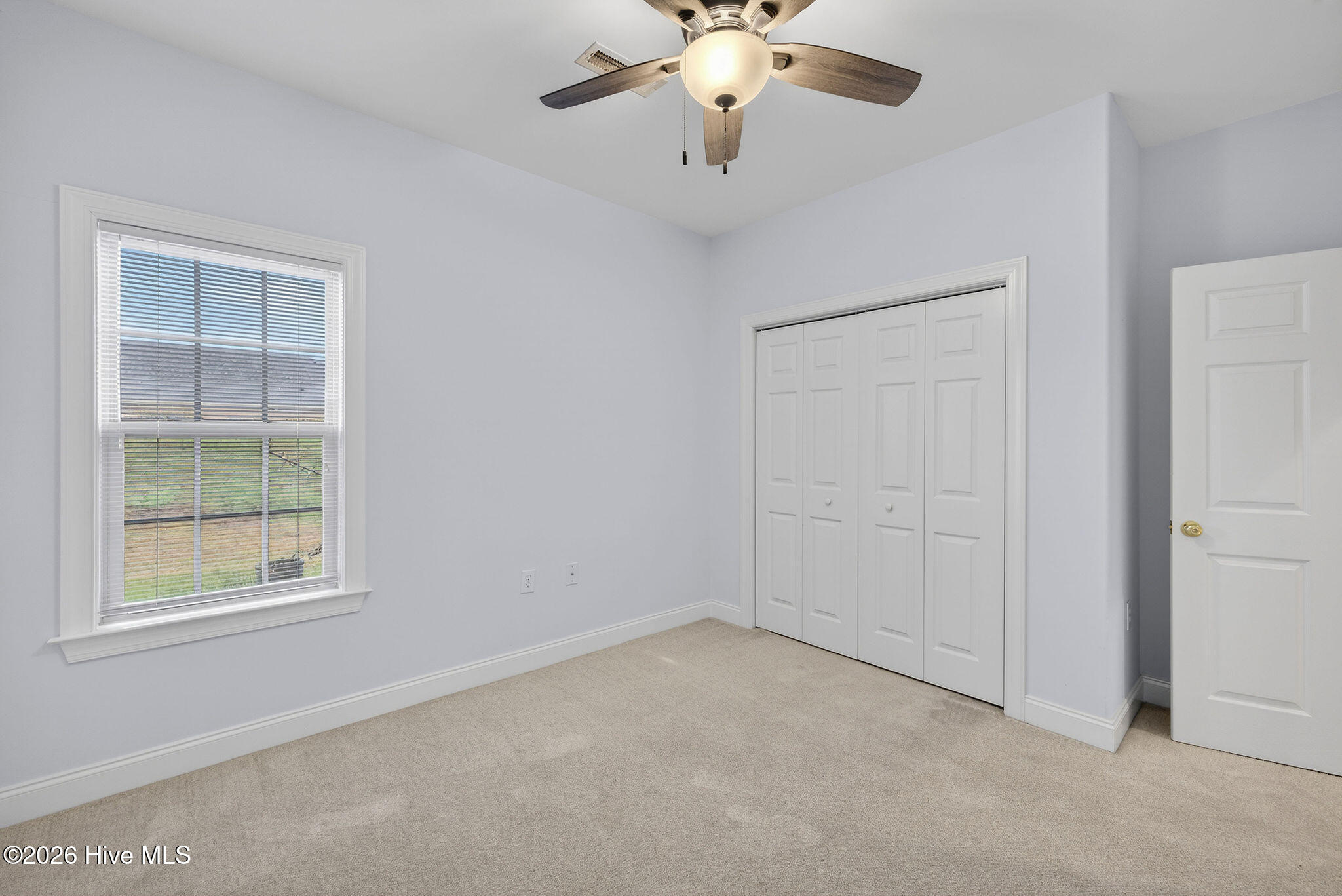 100561497 | Photo 25