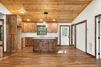 Exterior photo of 324 Golden Eagle Drive, Murphy, NC 28906. MLS: 98500151