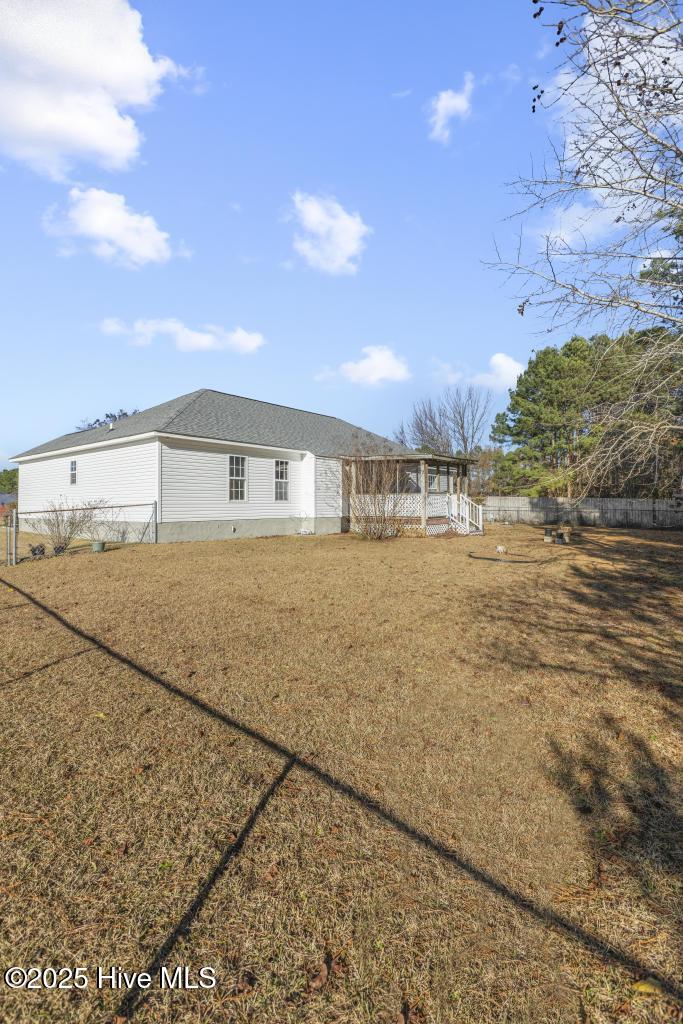 100546857 | Photo 45