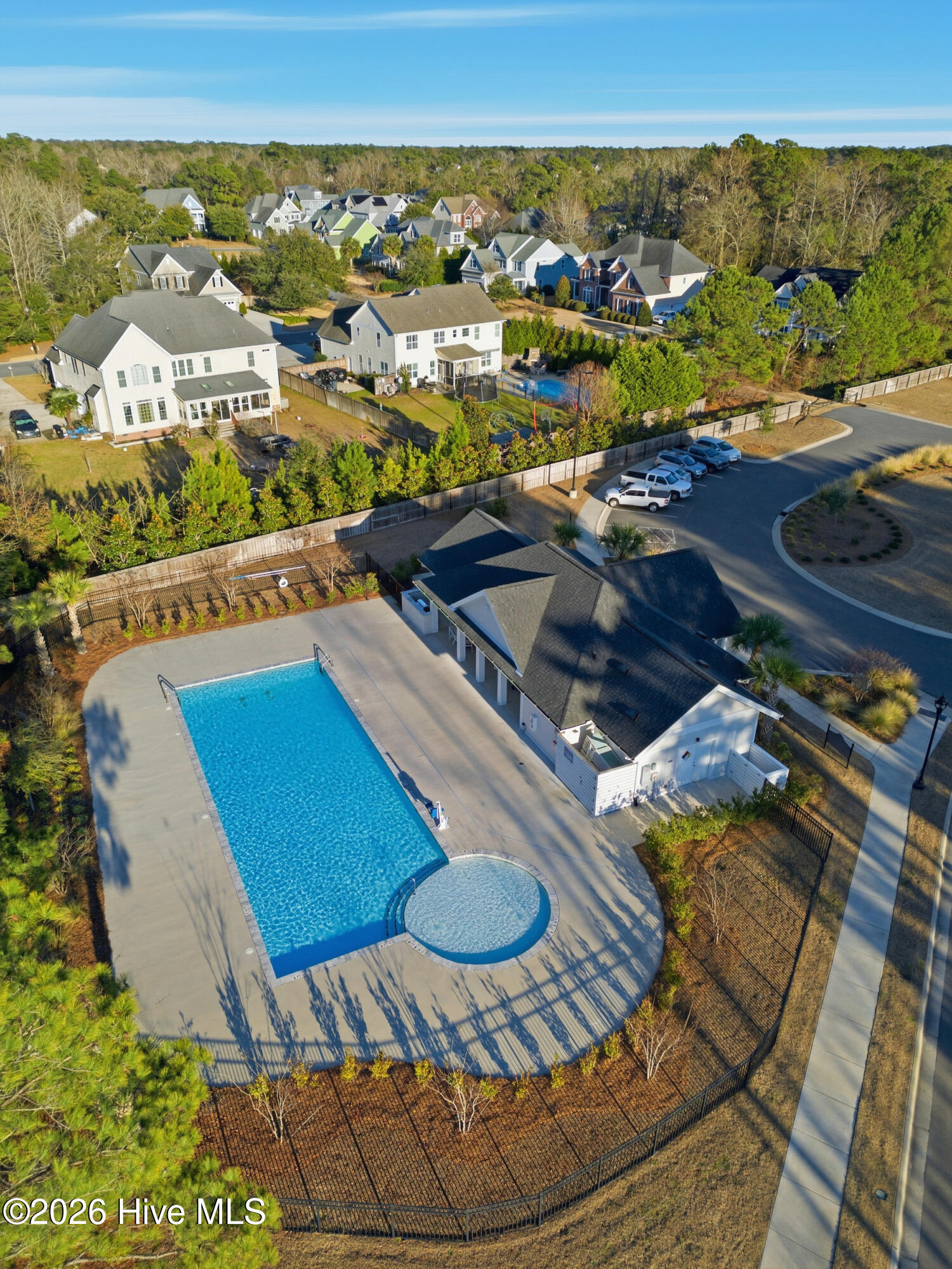 100550757 | Photo 44