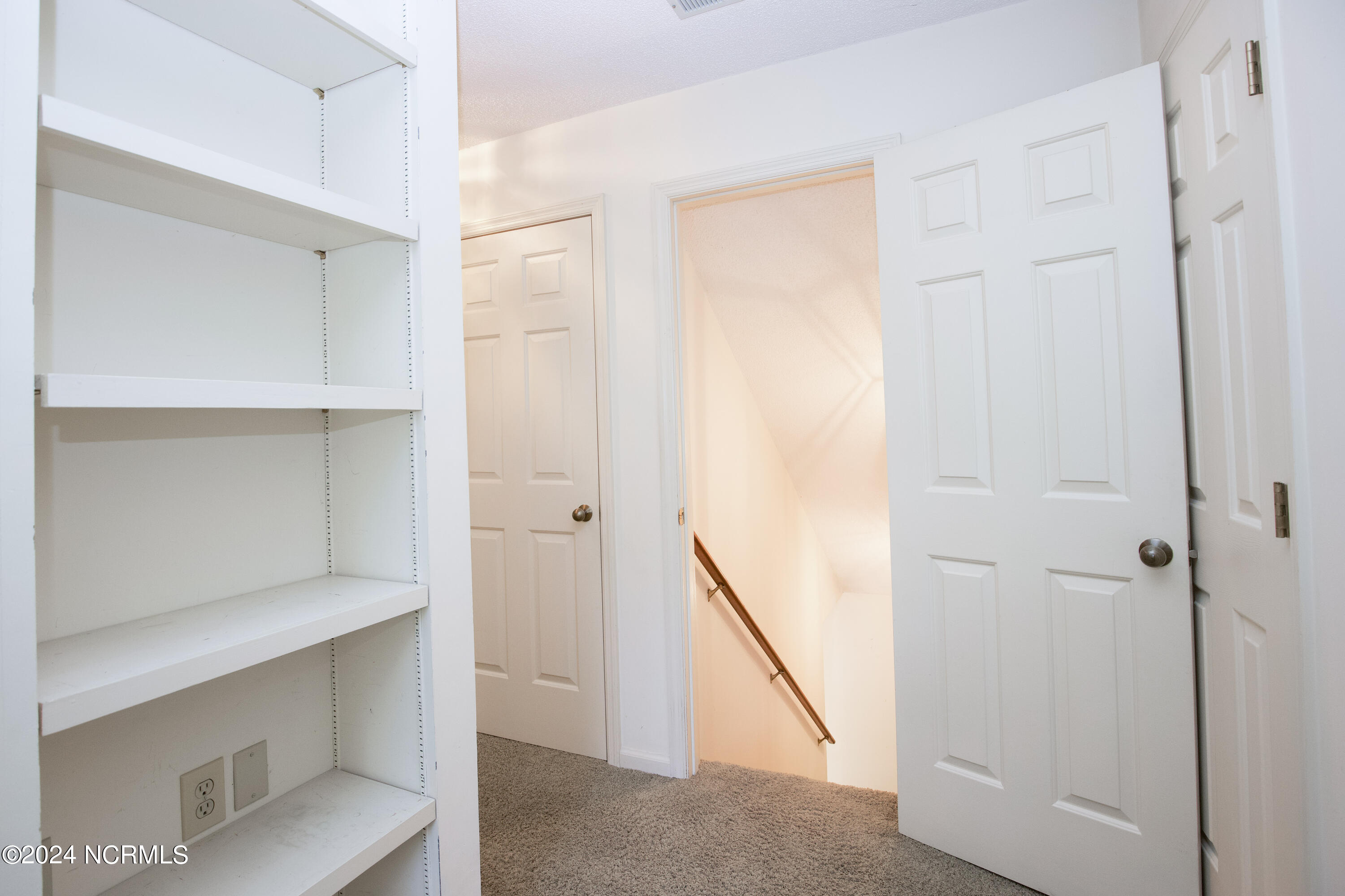620 Diamondhead Dr S-38