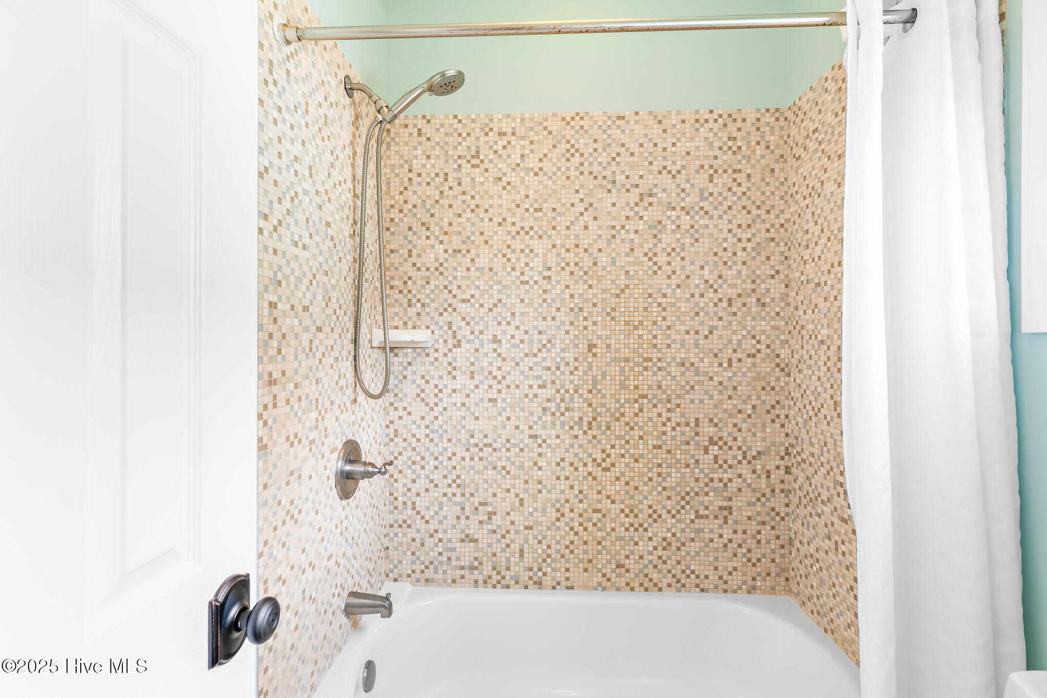 100507541 | Photo 55