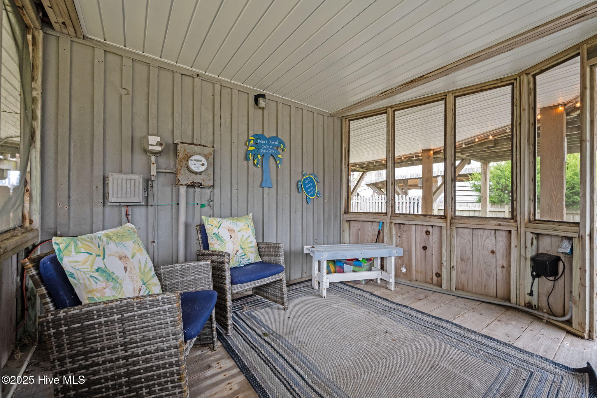 100543608 | Photo 38