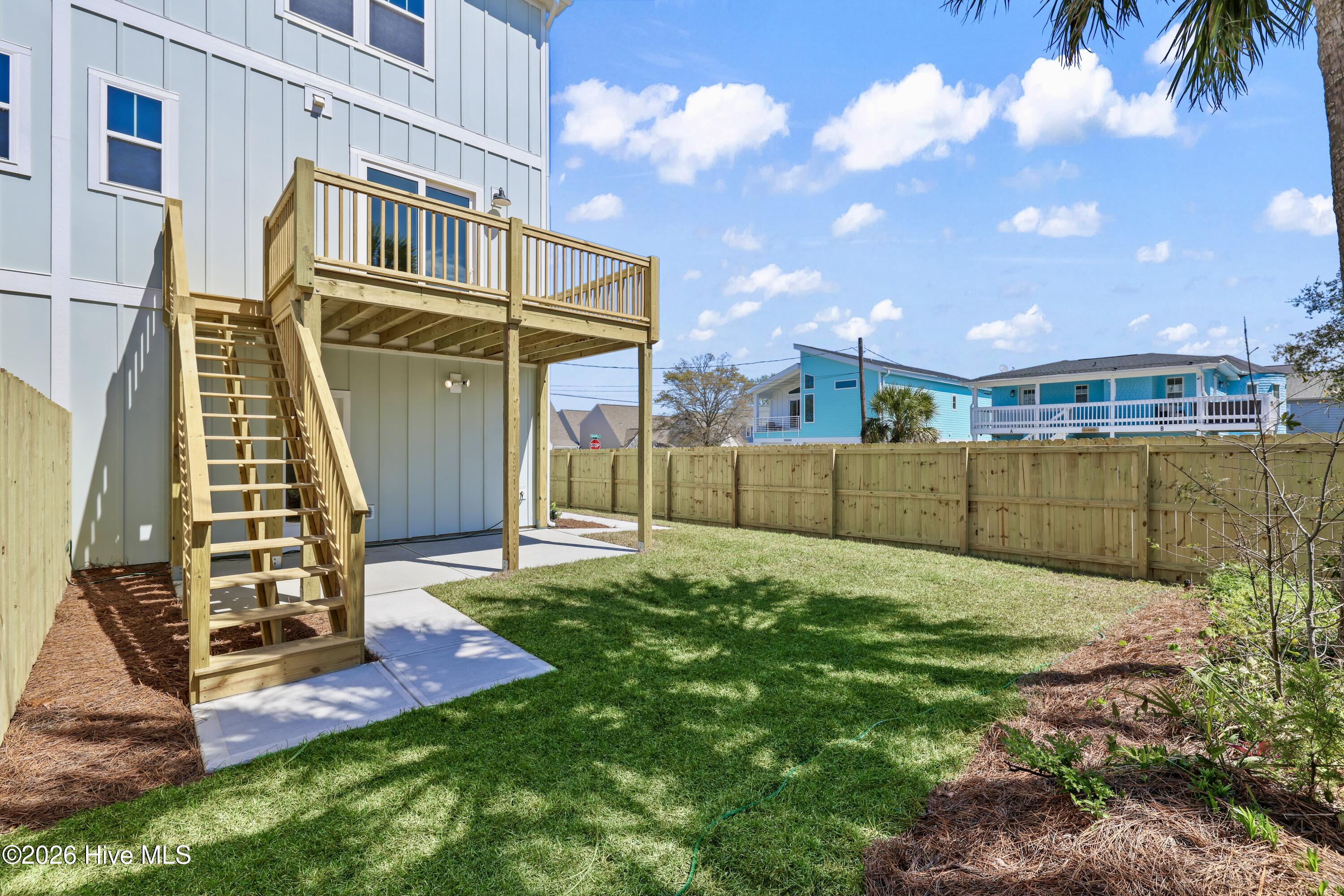 100561873 | Photo 34