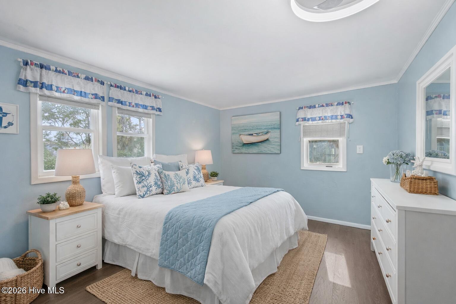 100560053 | Photo 24