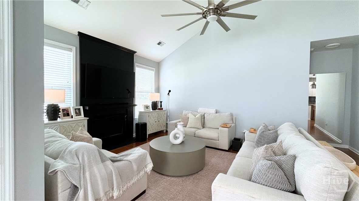 Great Room with Fireplace