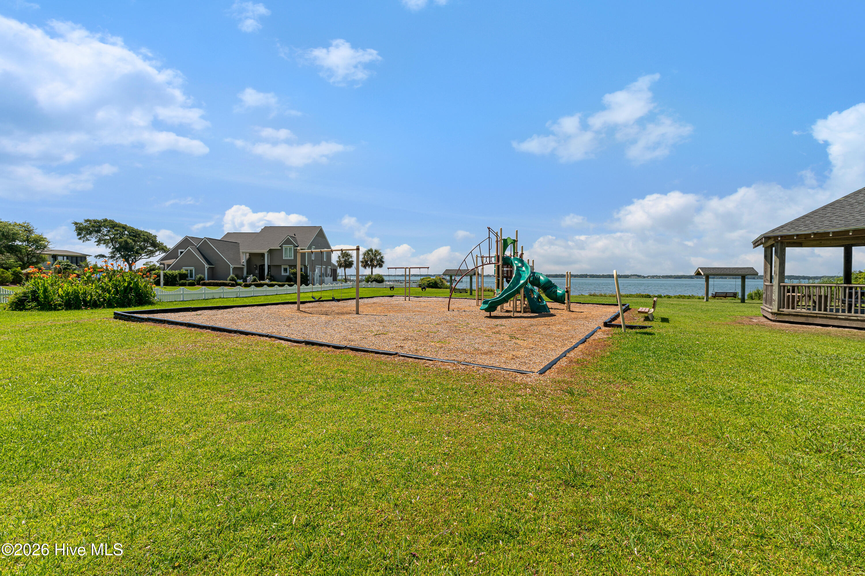 5010 Midyette Avenue,Morehead City