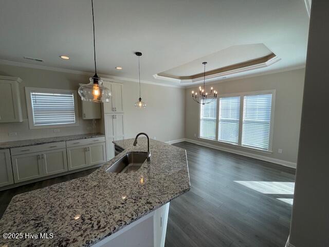 100546789 | Photo 12