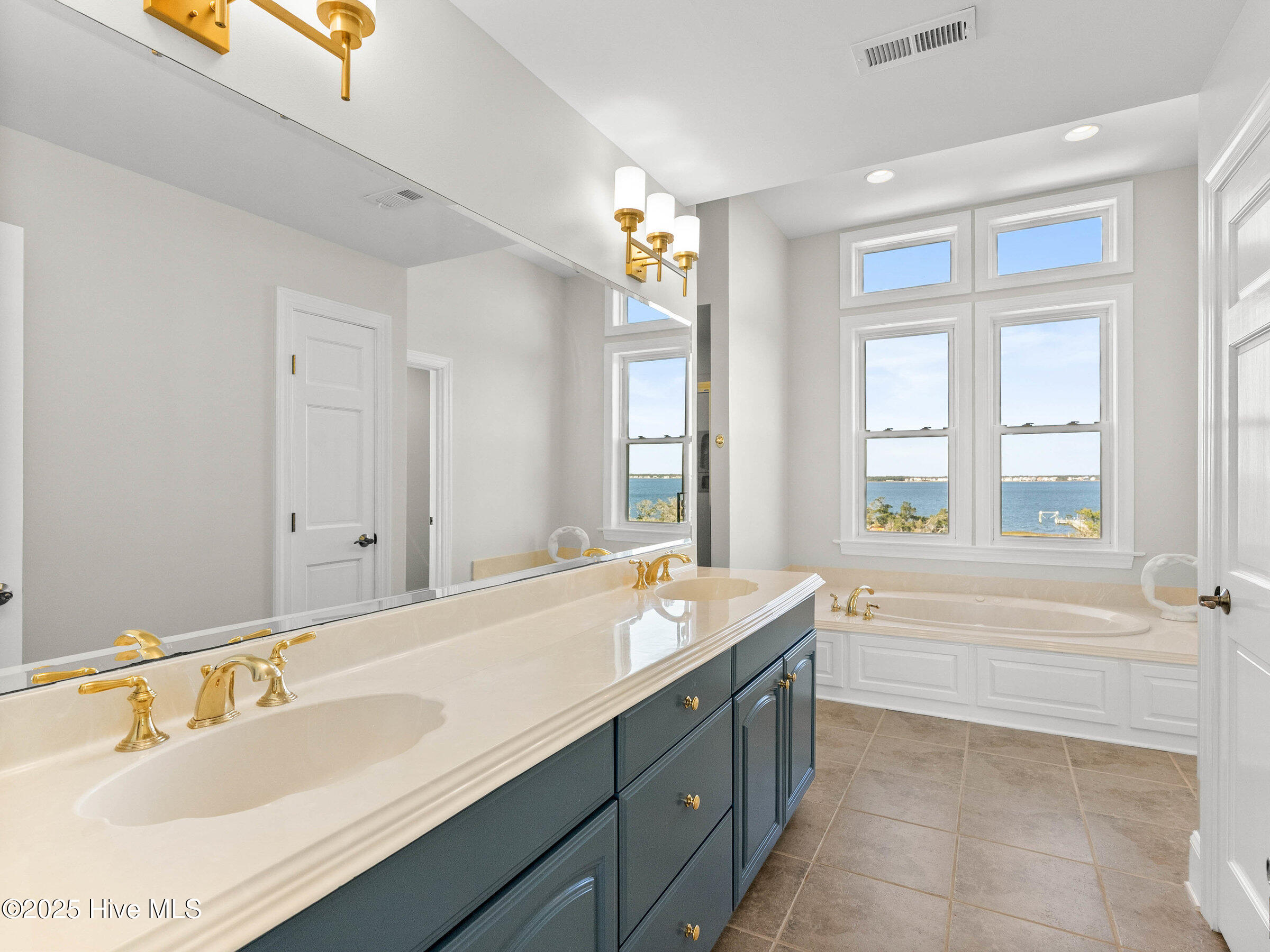 4202 Emerald Drive, Emerald Isle, NC, 28594