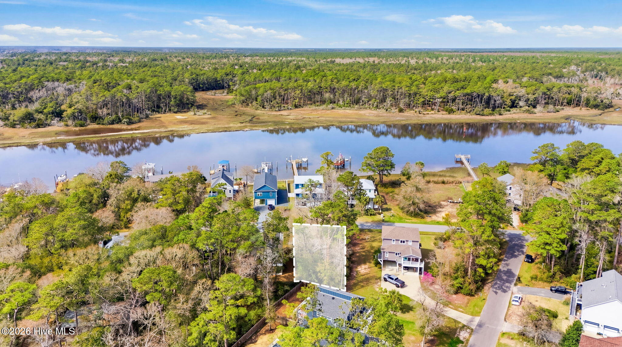 100561506 | Photo 18