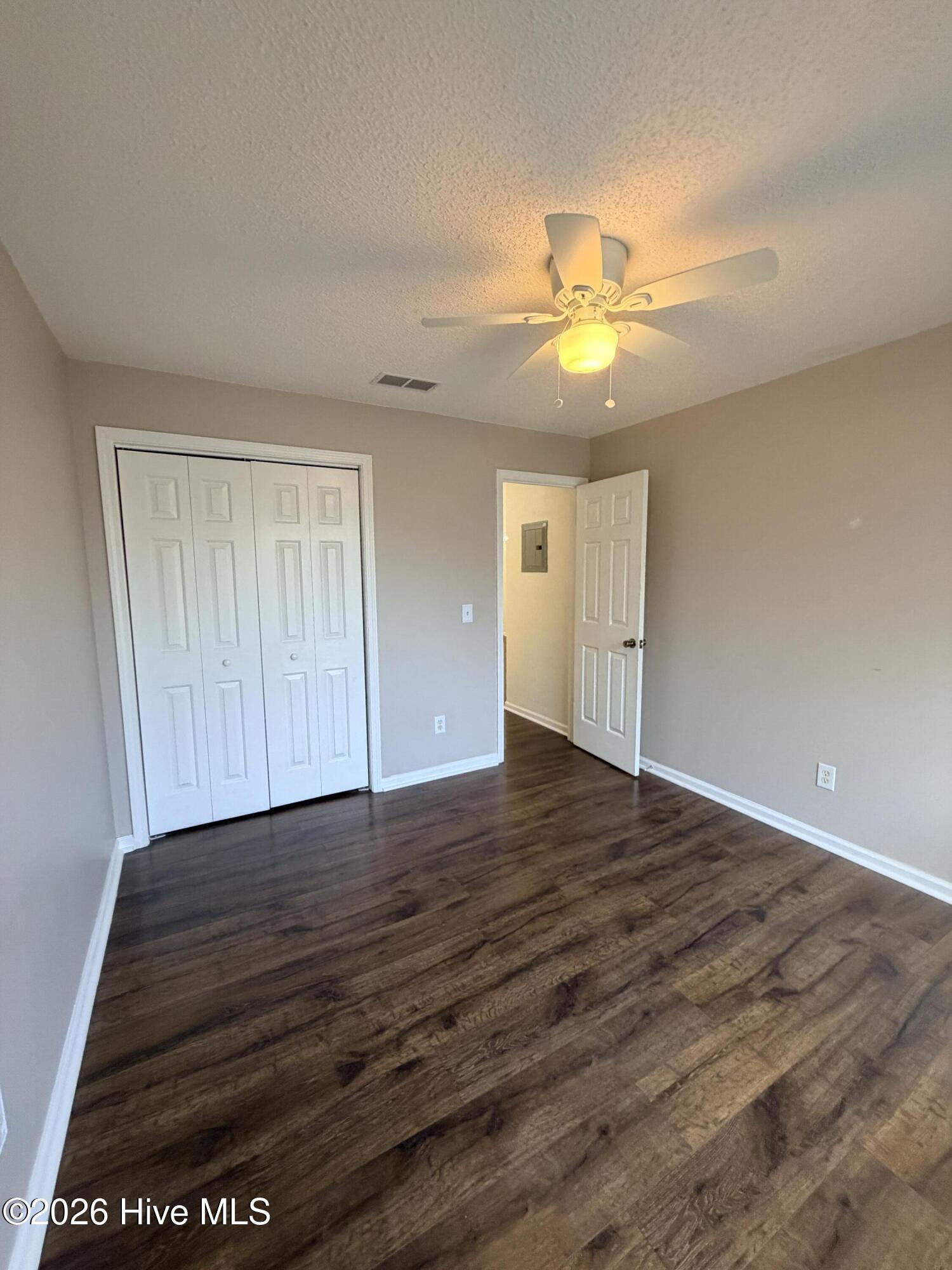 100567497 | Photo 25