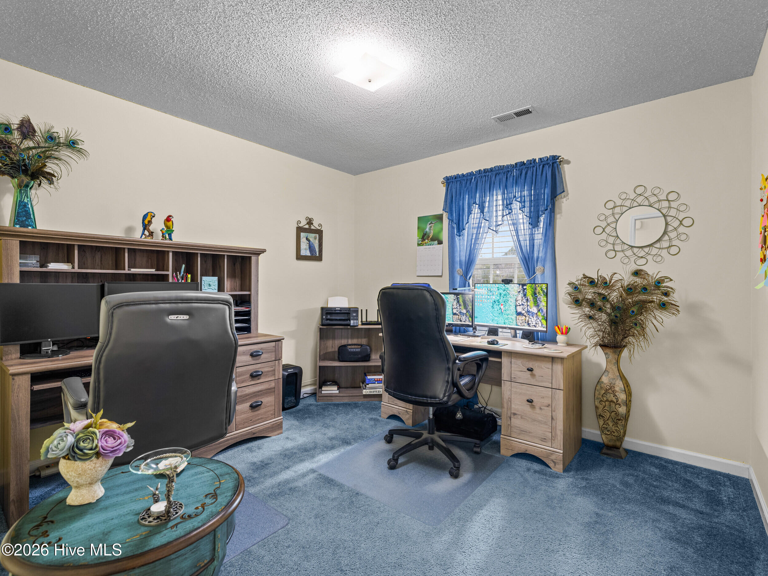 100551107 | Photo 46