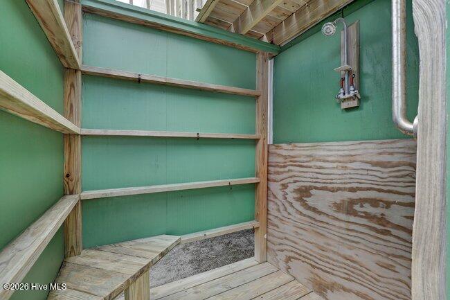 100564777 | Photo 29